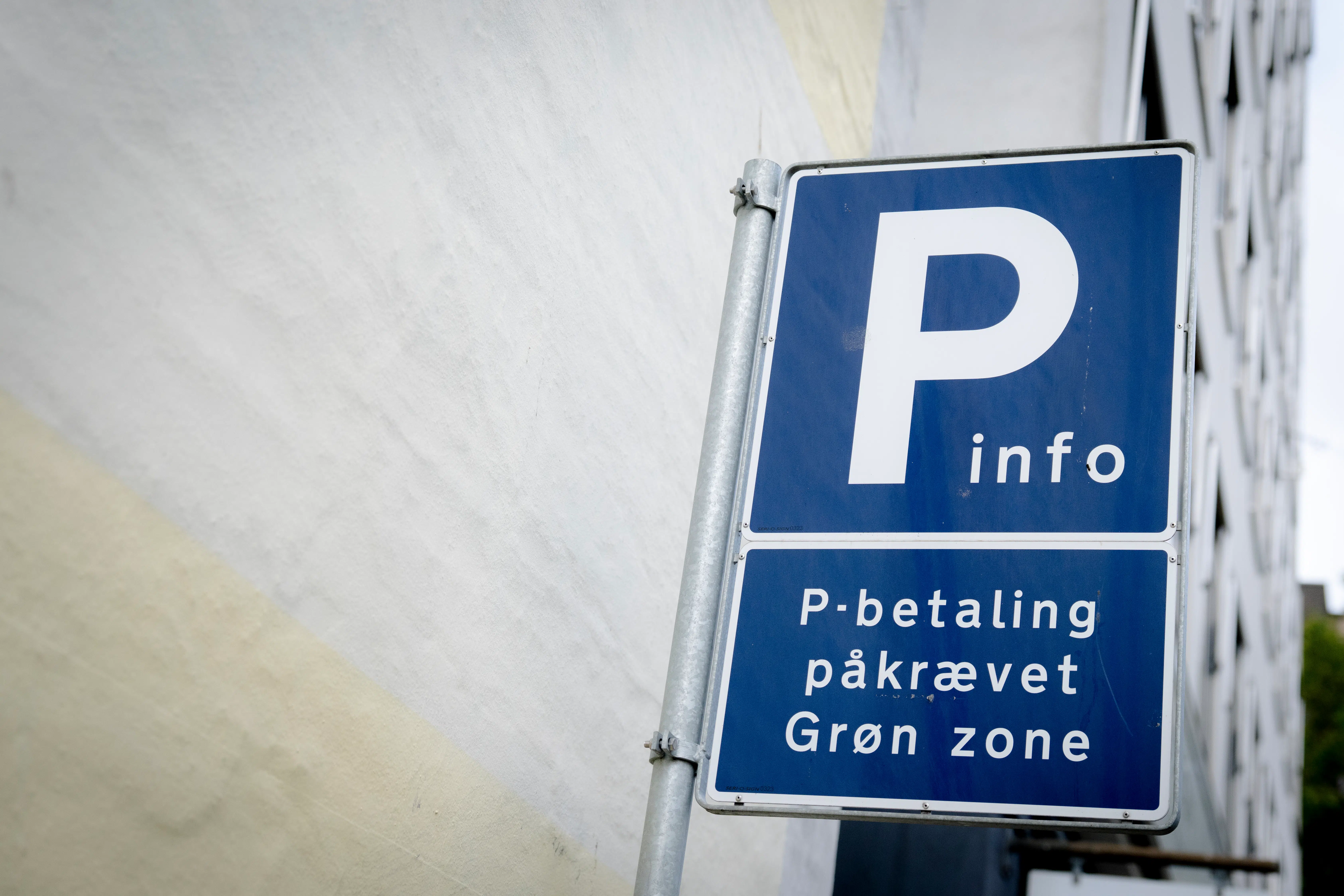 Her er de to typer parkeringsbøder, som regner ned over københavnerne