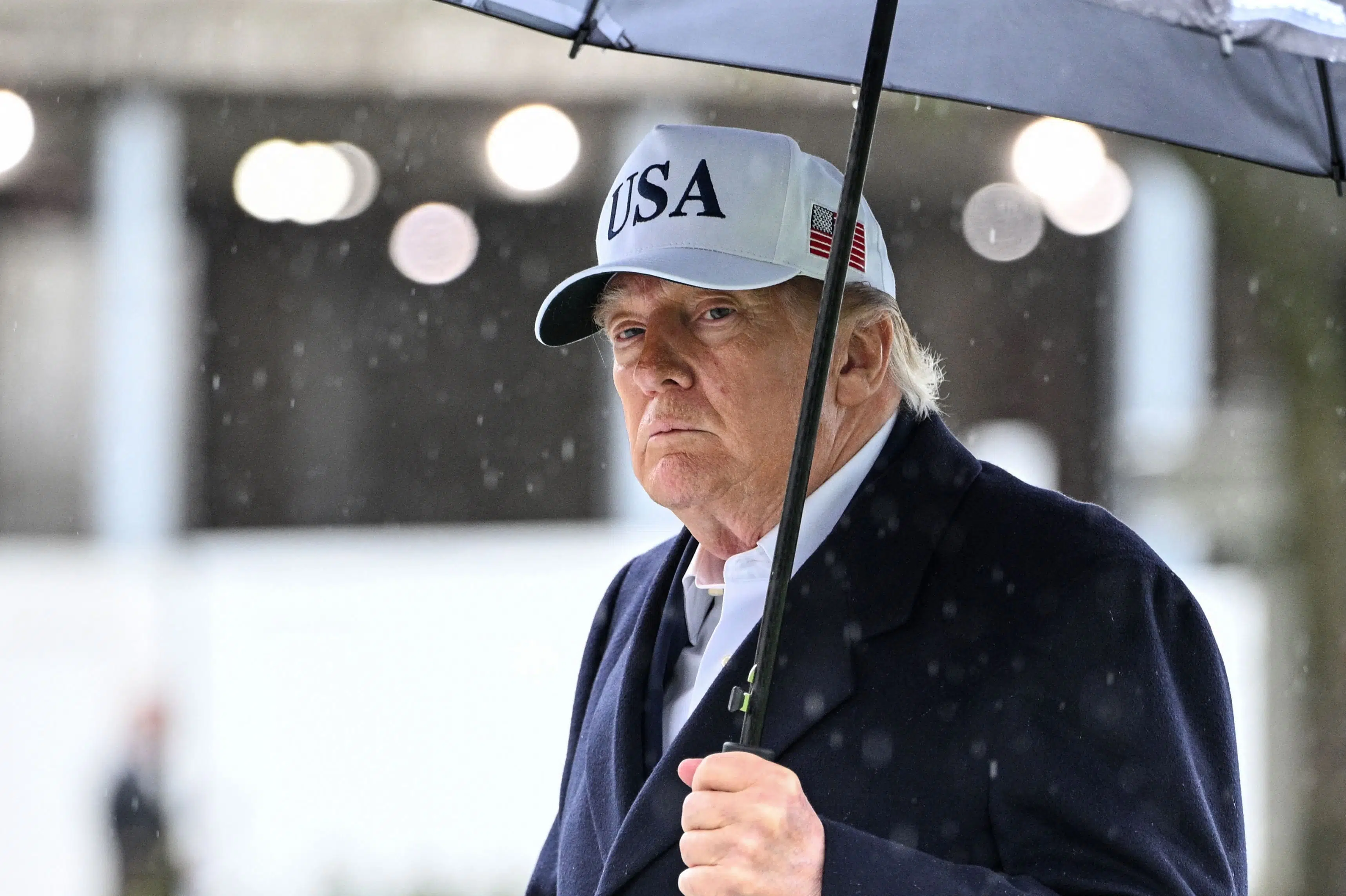 Trump gentager løfte om 5000 dollar til alle amerikanere