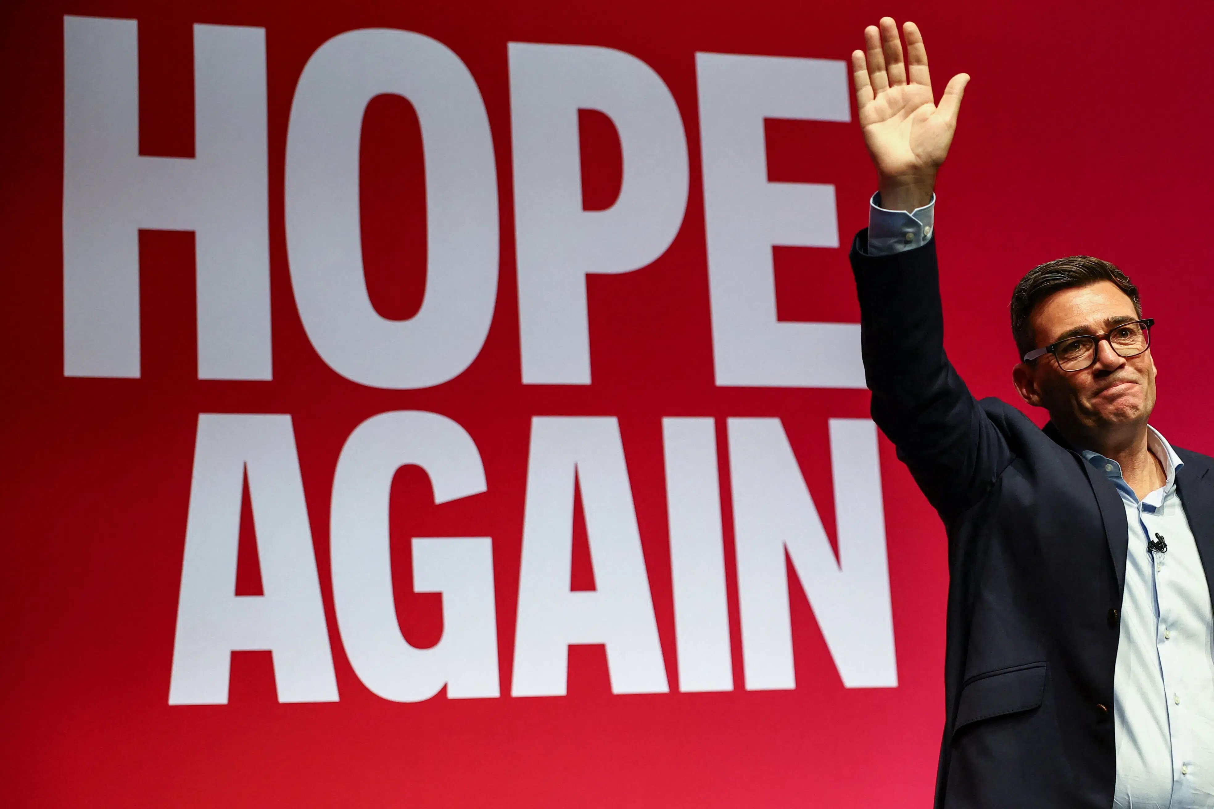 Andy Burnham vil rulle privatisering af britisk vandforsyning tilbage