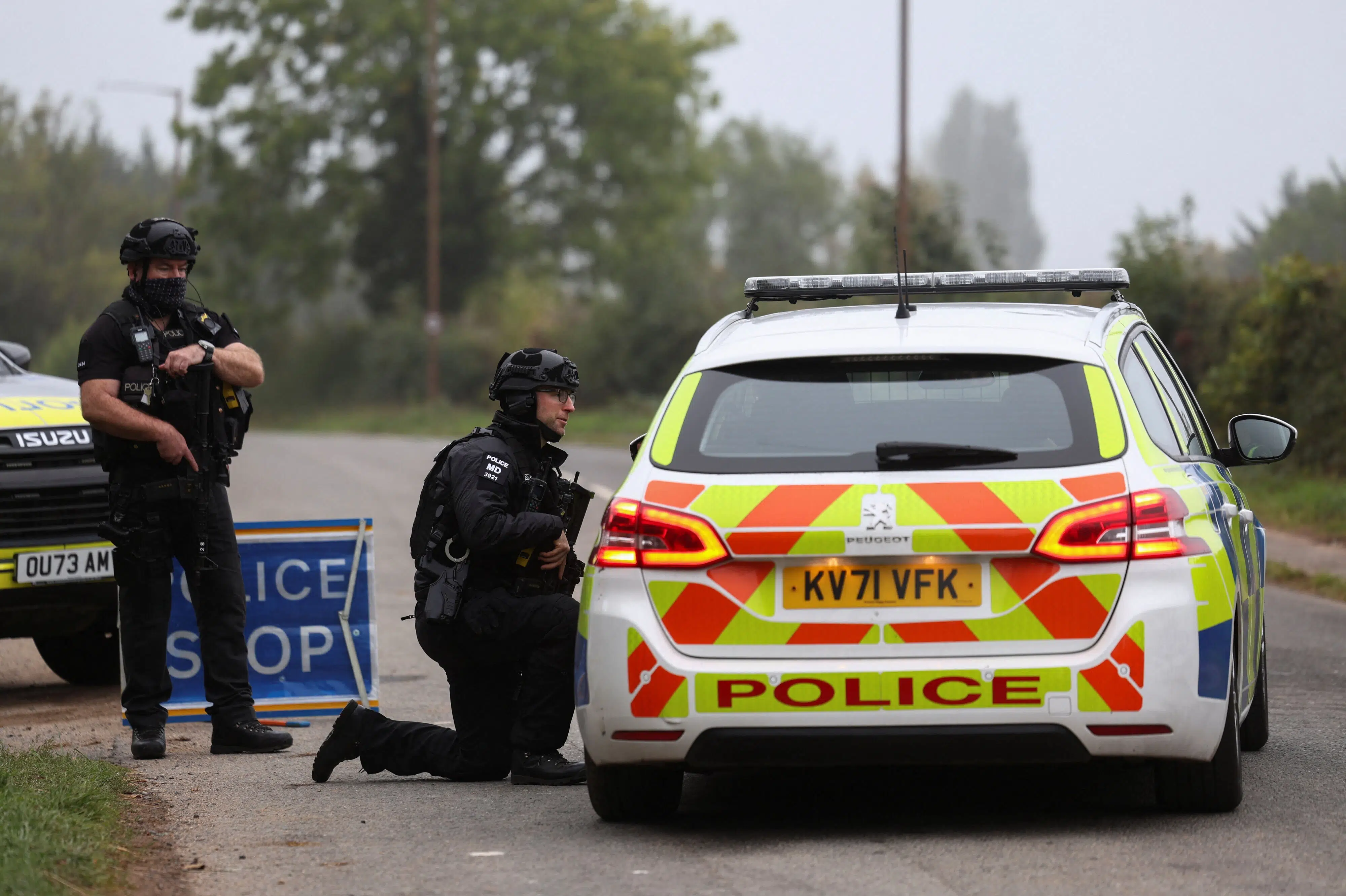 Politi fandt ingen bomber i varevogne ved britisk militærbase