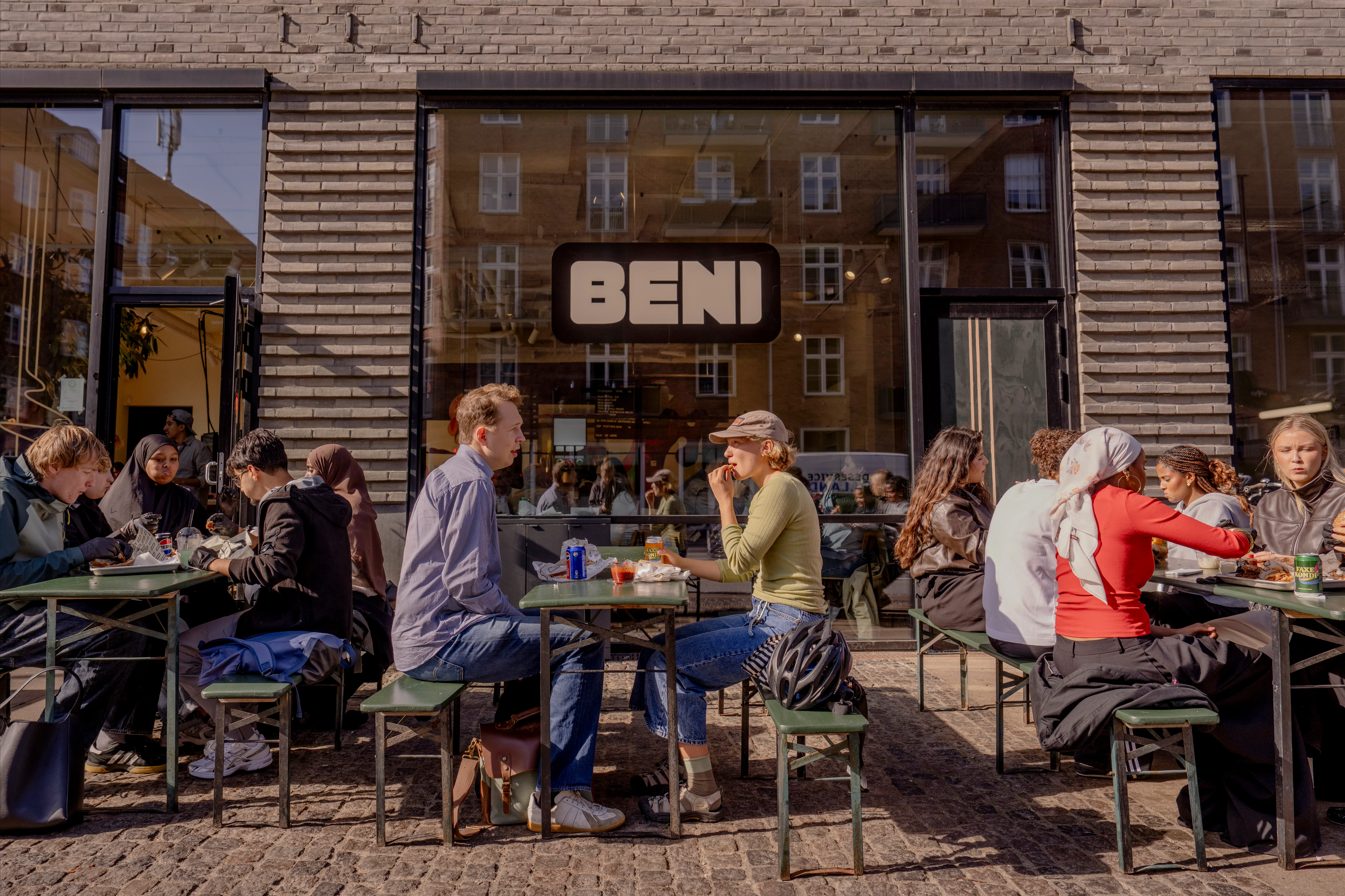 Casper Drømmes nye burgerbar er langt bedre end den første – men månedens tilbehør havde en »svag lugt af kattemad«