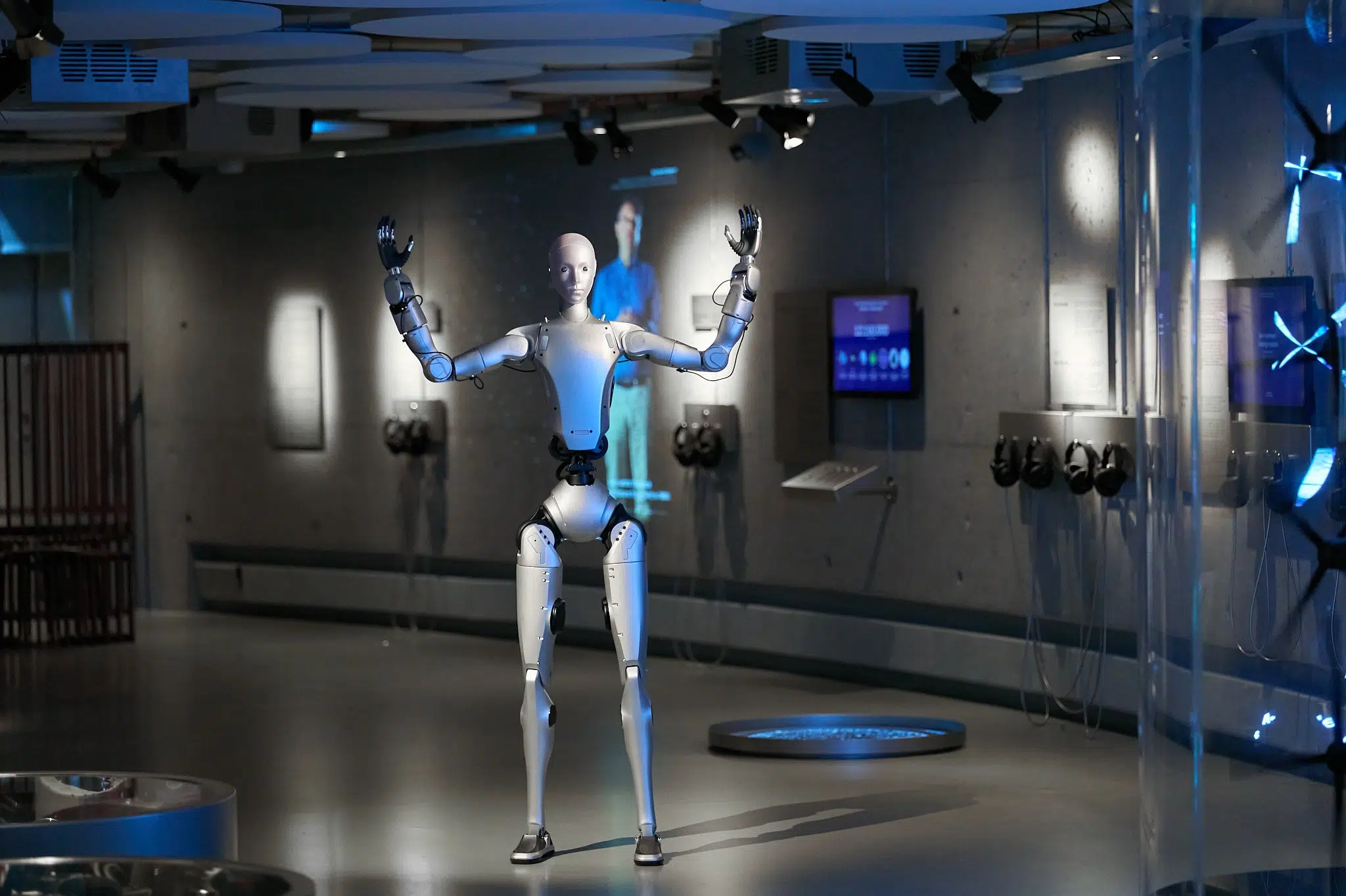 Menneskelignende robotter flytter ind hos Planetarium