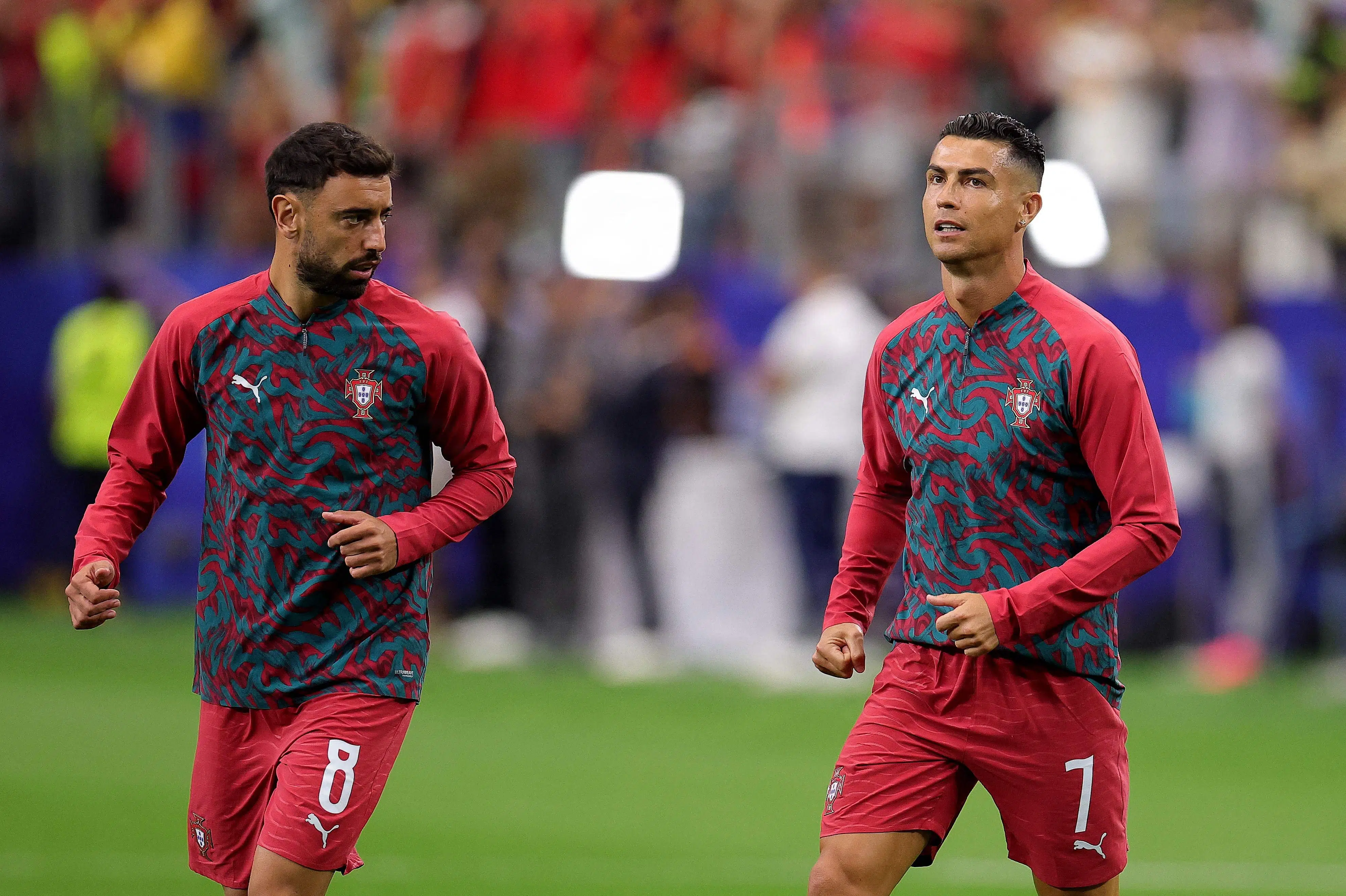 Bruno Fernandes hylder Ronaldo og opfordrer til sammenhold