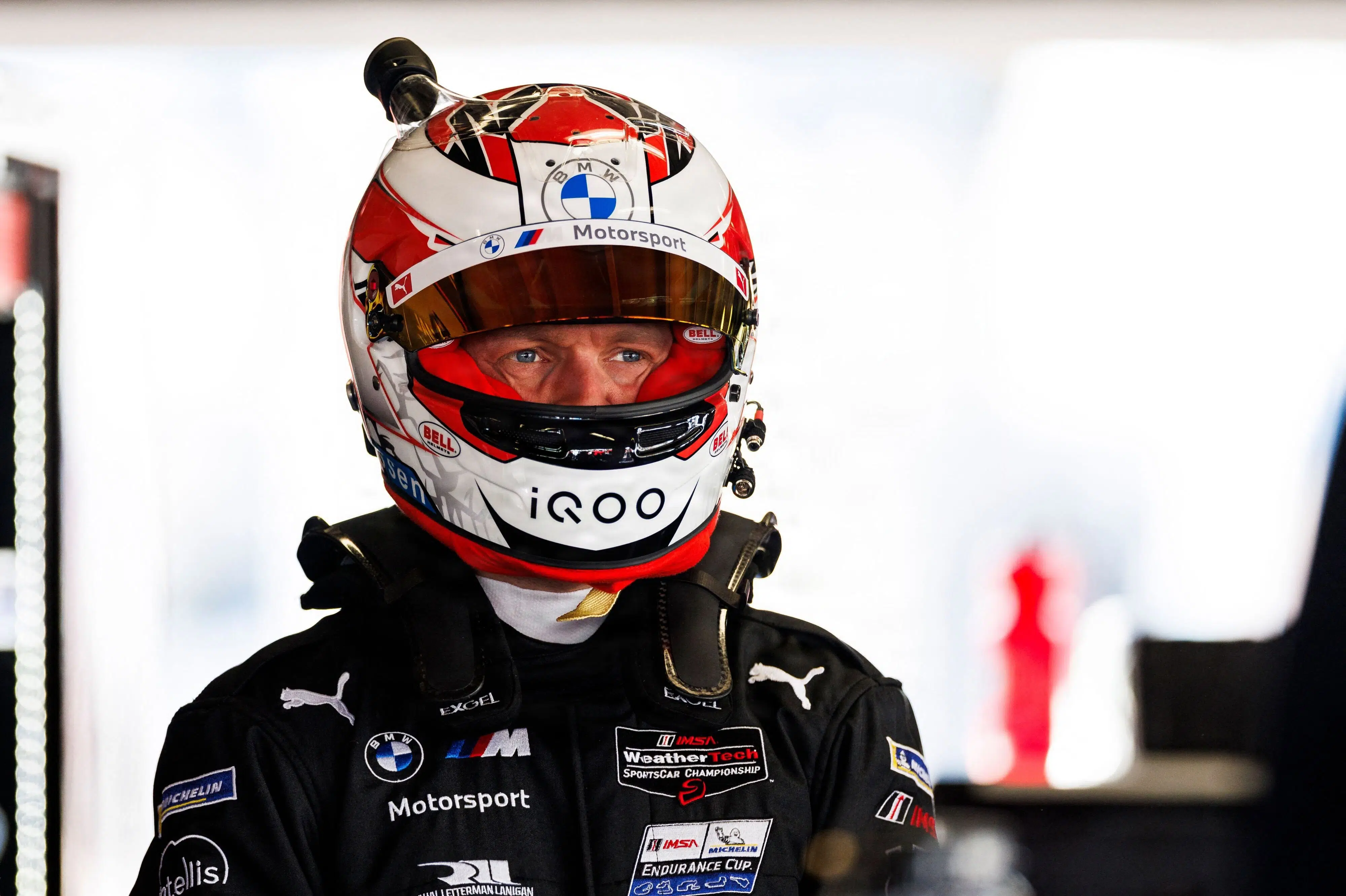 Kevin Magnussen rammer barrieren i racerløb i USA