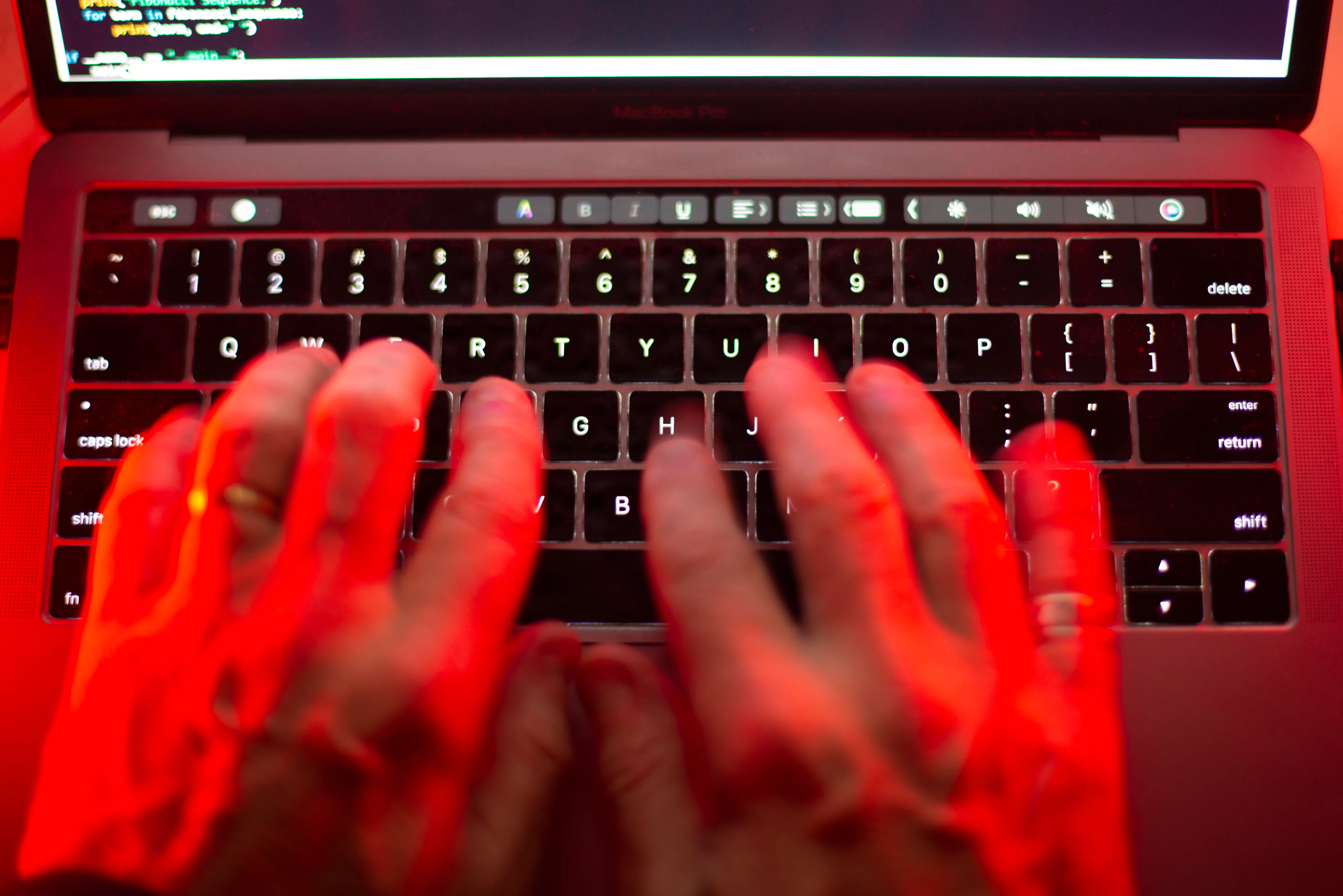 Pas på: It-ekspert har aldrig set noget lignende i Danmark – her er hans gode råd efter CPR-lækage