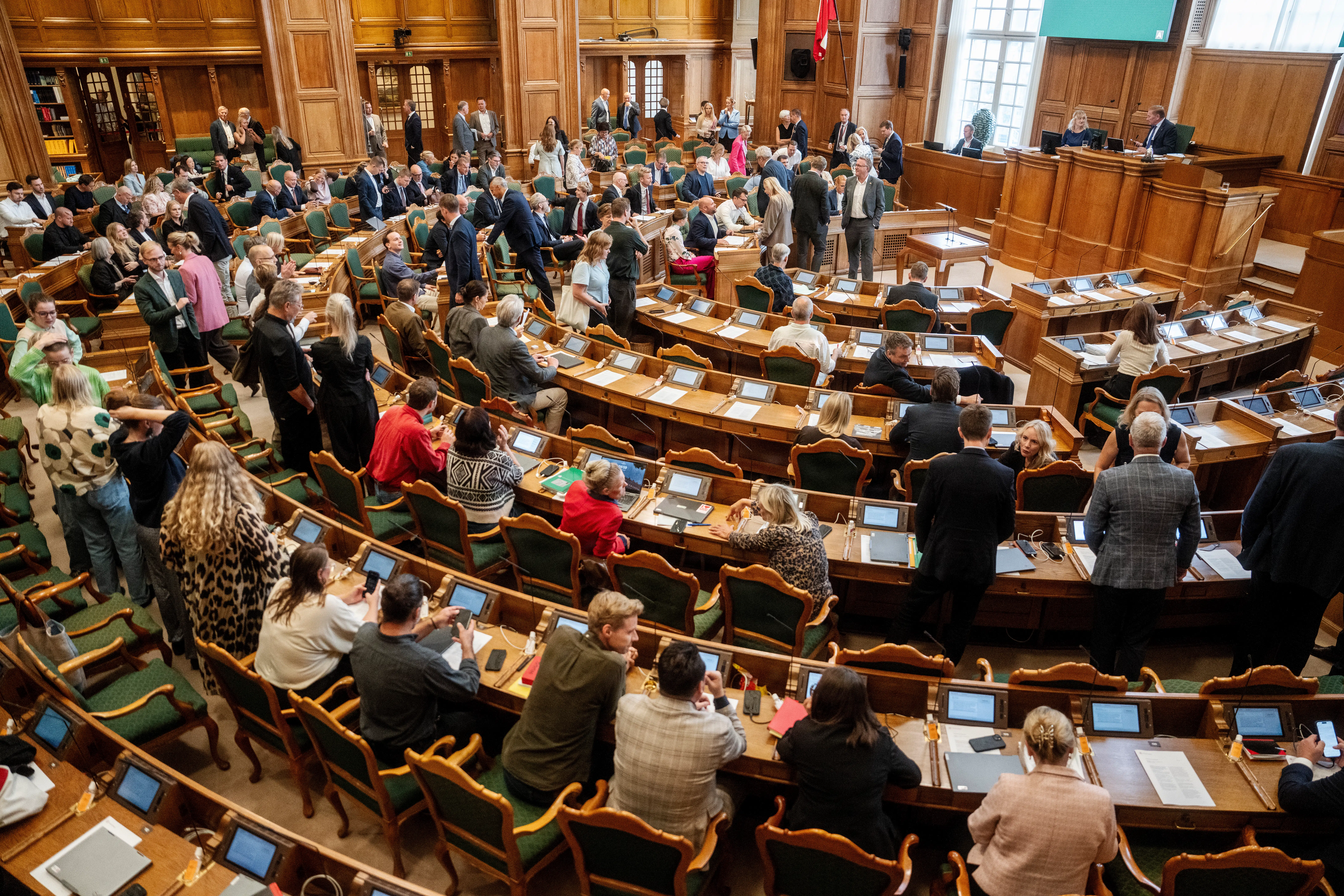 I dag åbner Folketinget – følg med her