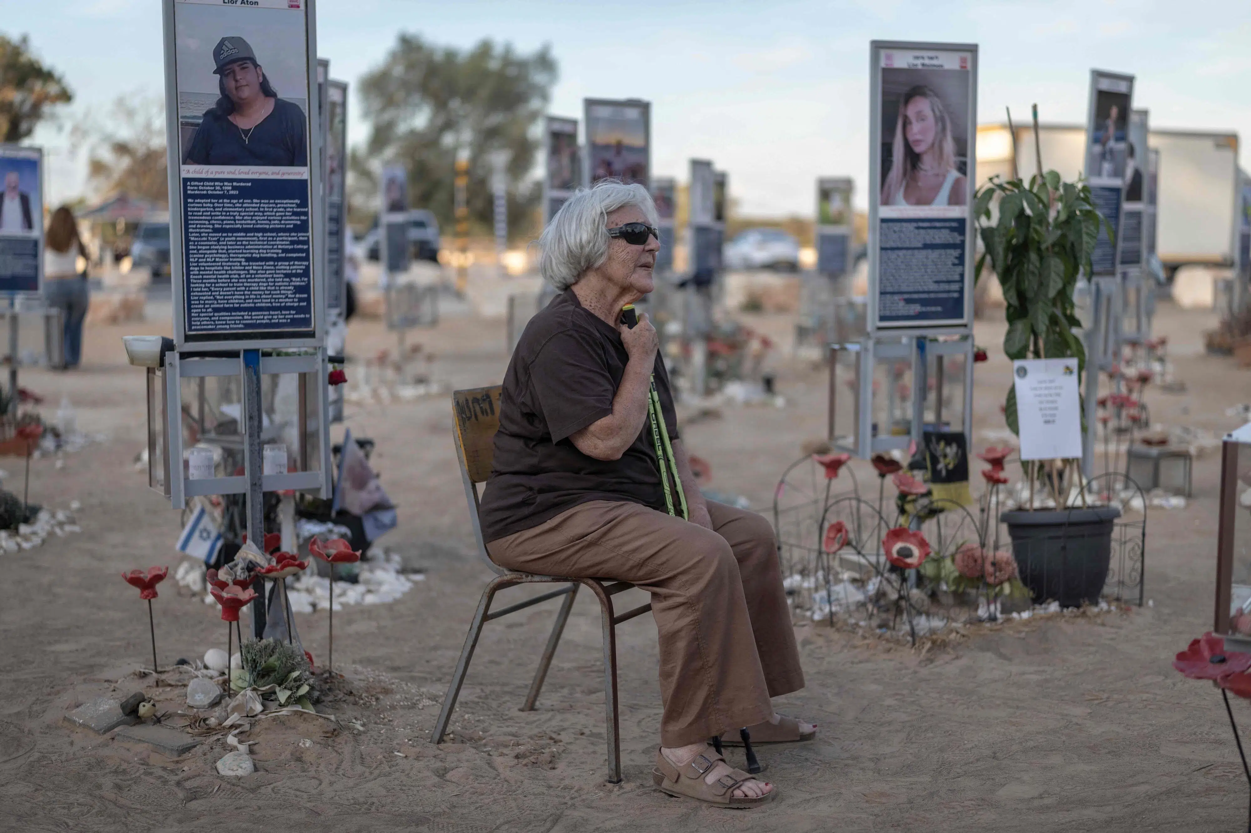 Israel markerer treårsdag for 7. oktober kort før valg