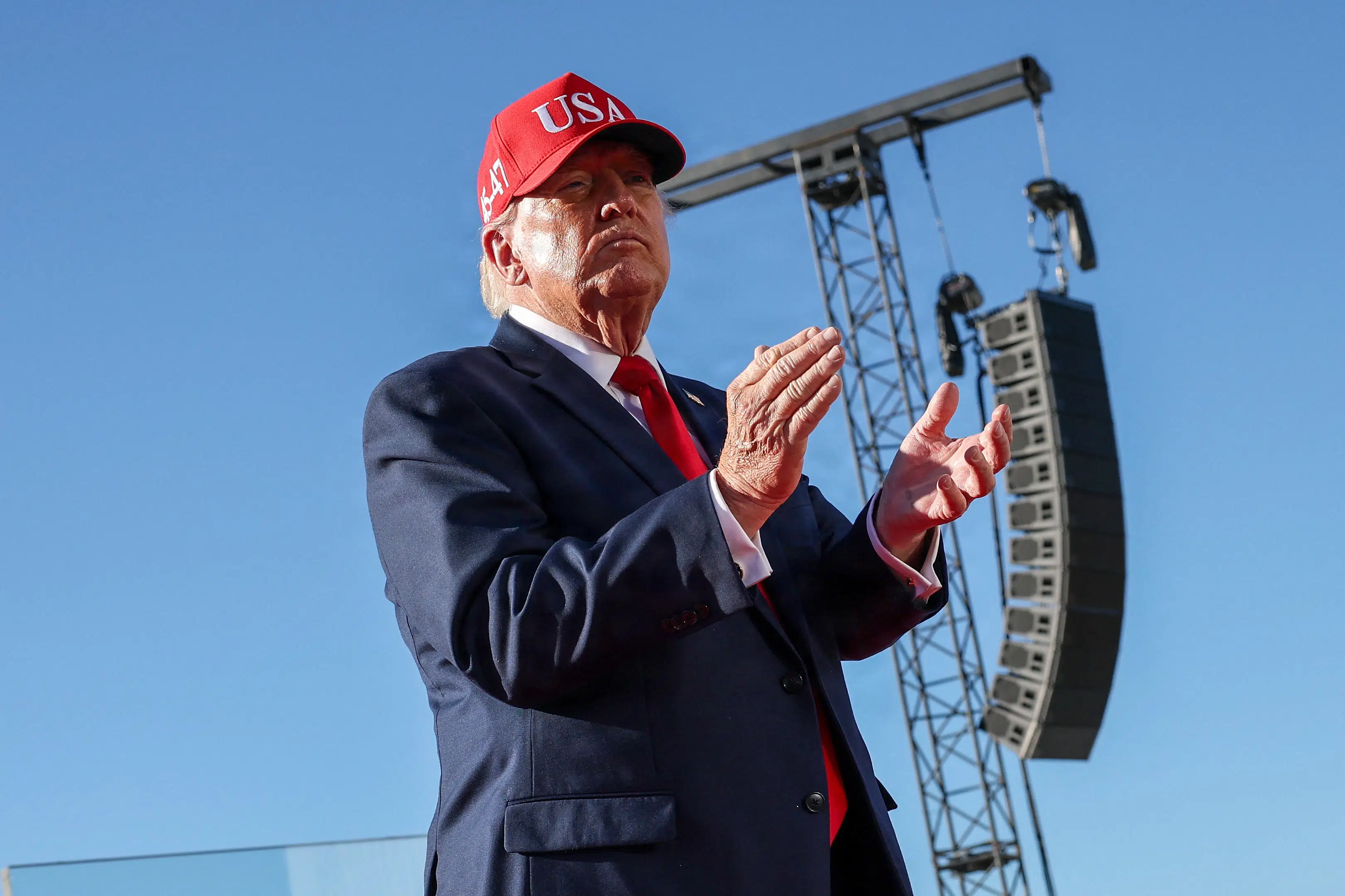 Trump i Det Hvide Hus – følg med her