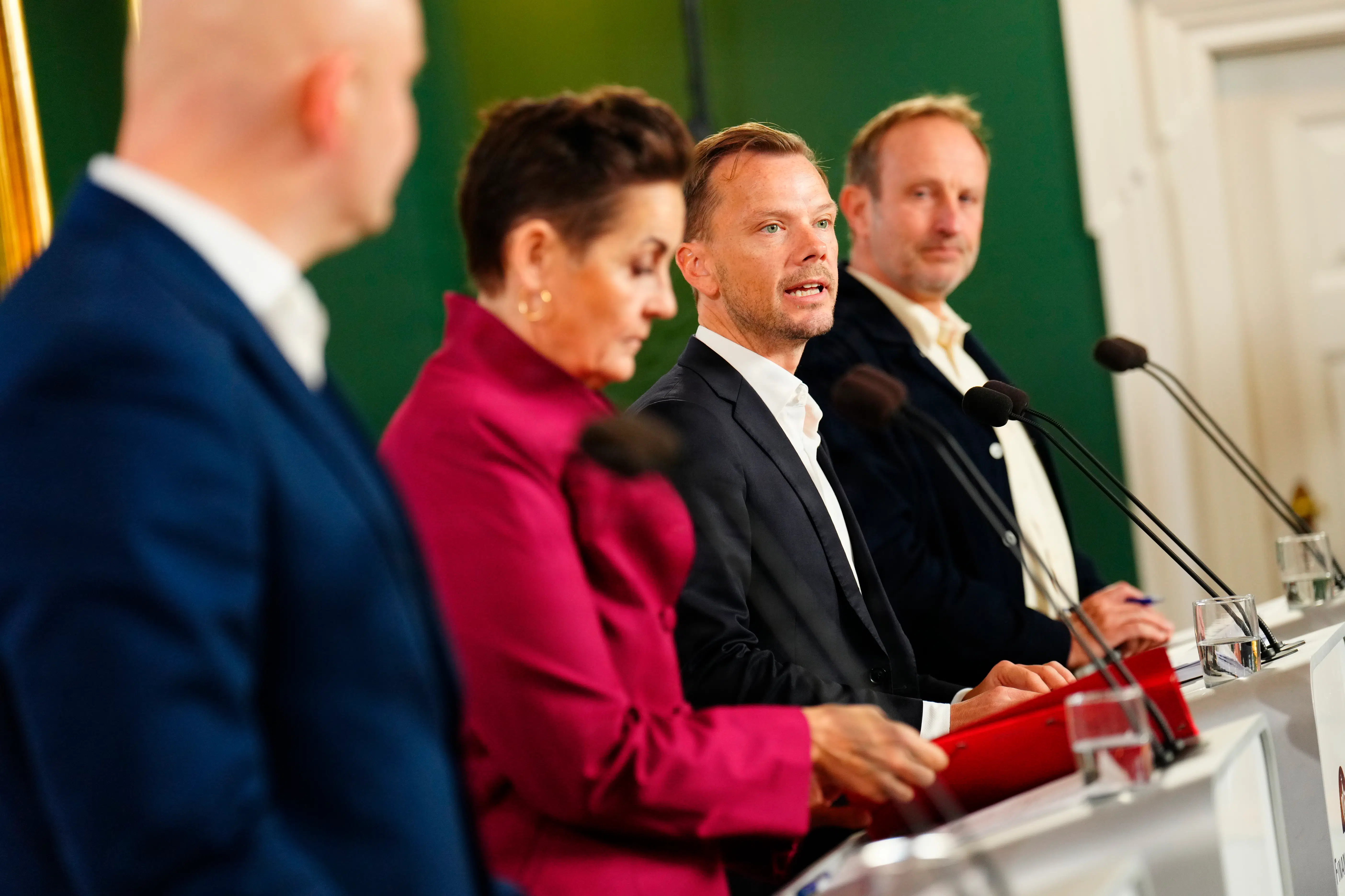 Få overblikket: Penge til folkeskole, tandpleje, forsvar - og markante skattelettelser