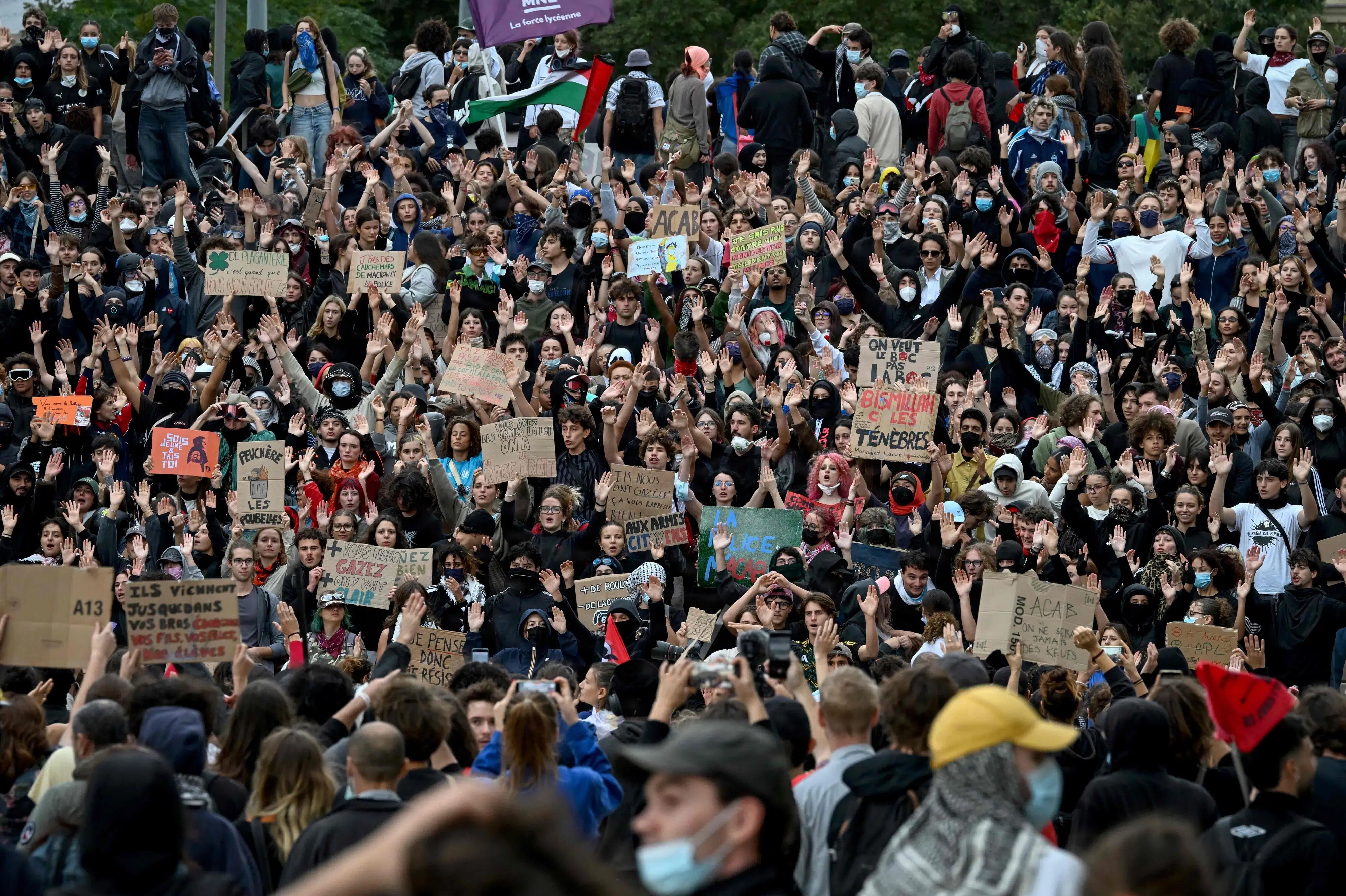 FN bekymret over skoleprotester i Frankrig