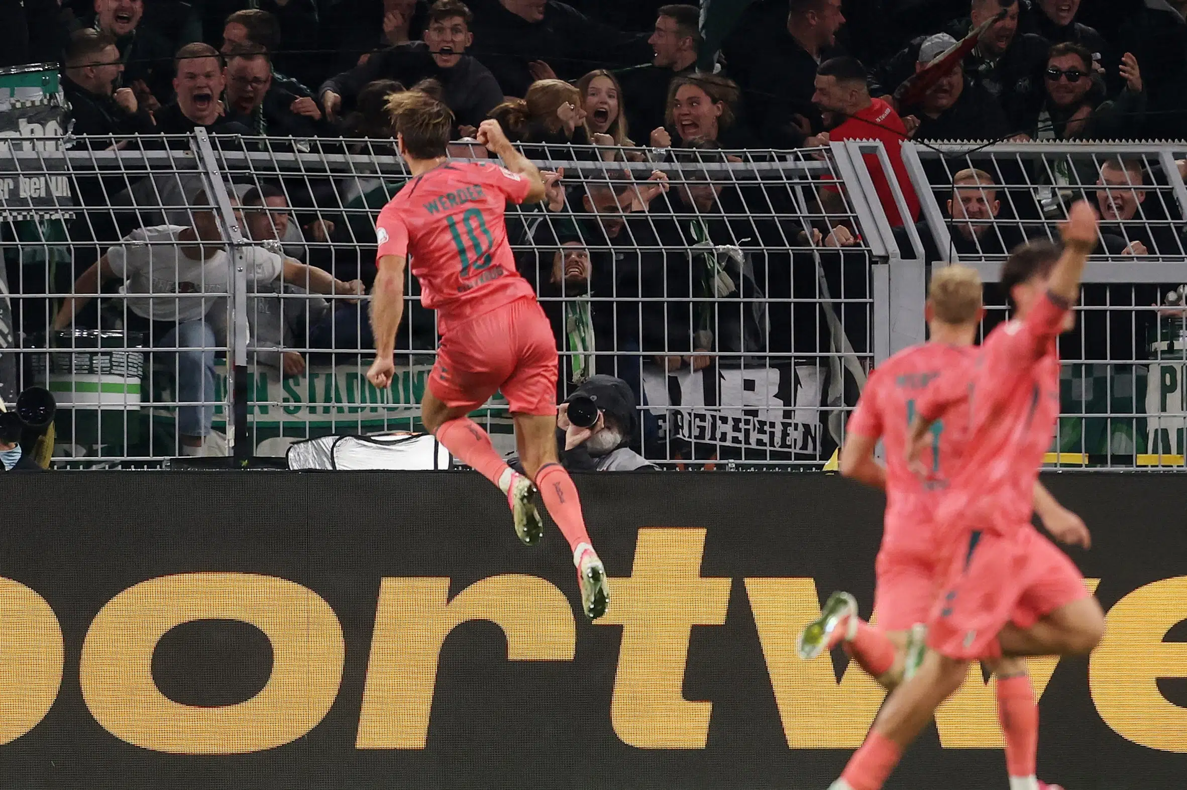 Dortmund smider sejr væk i stort drama