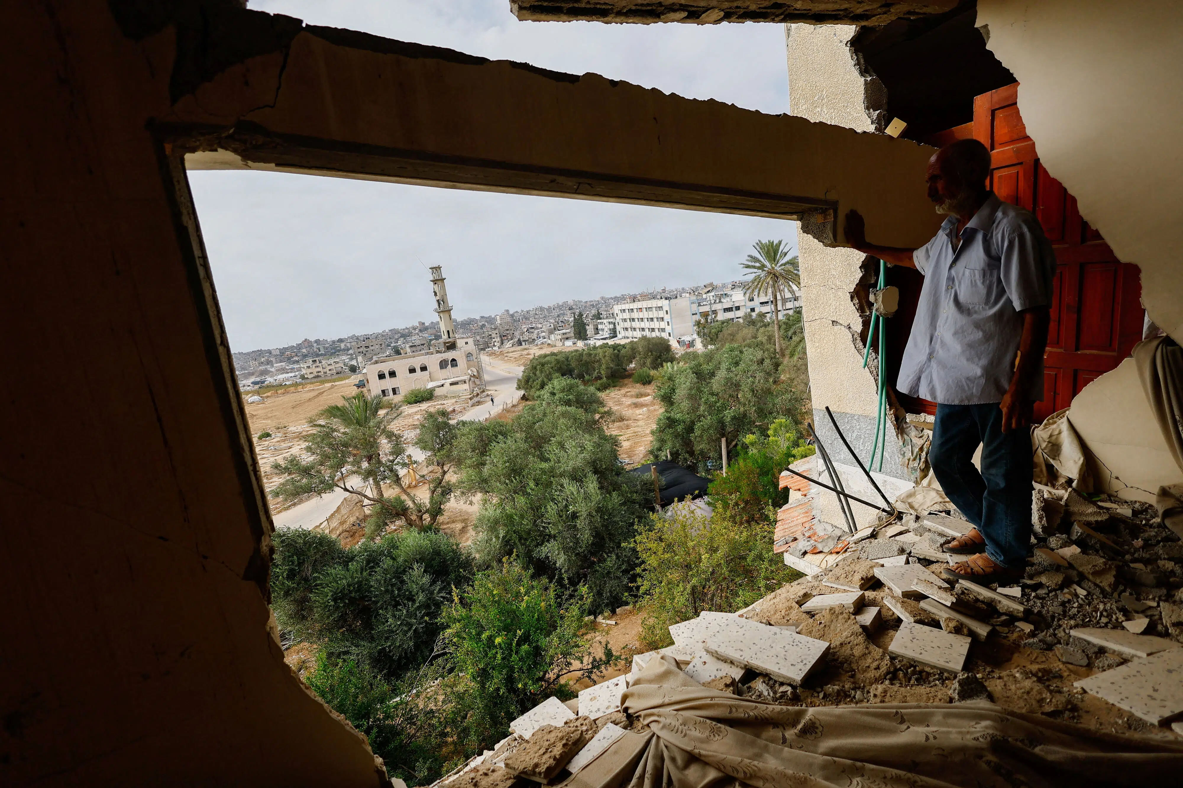 Fire personer meldes dræbt under israelske angreb i Gaza