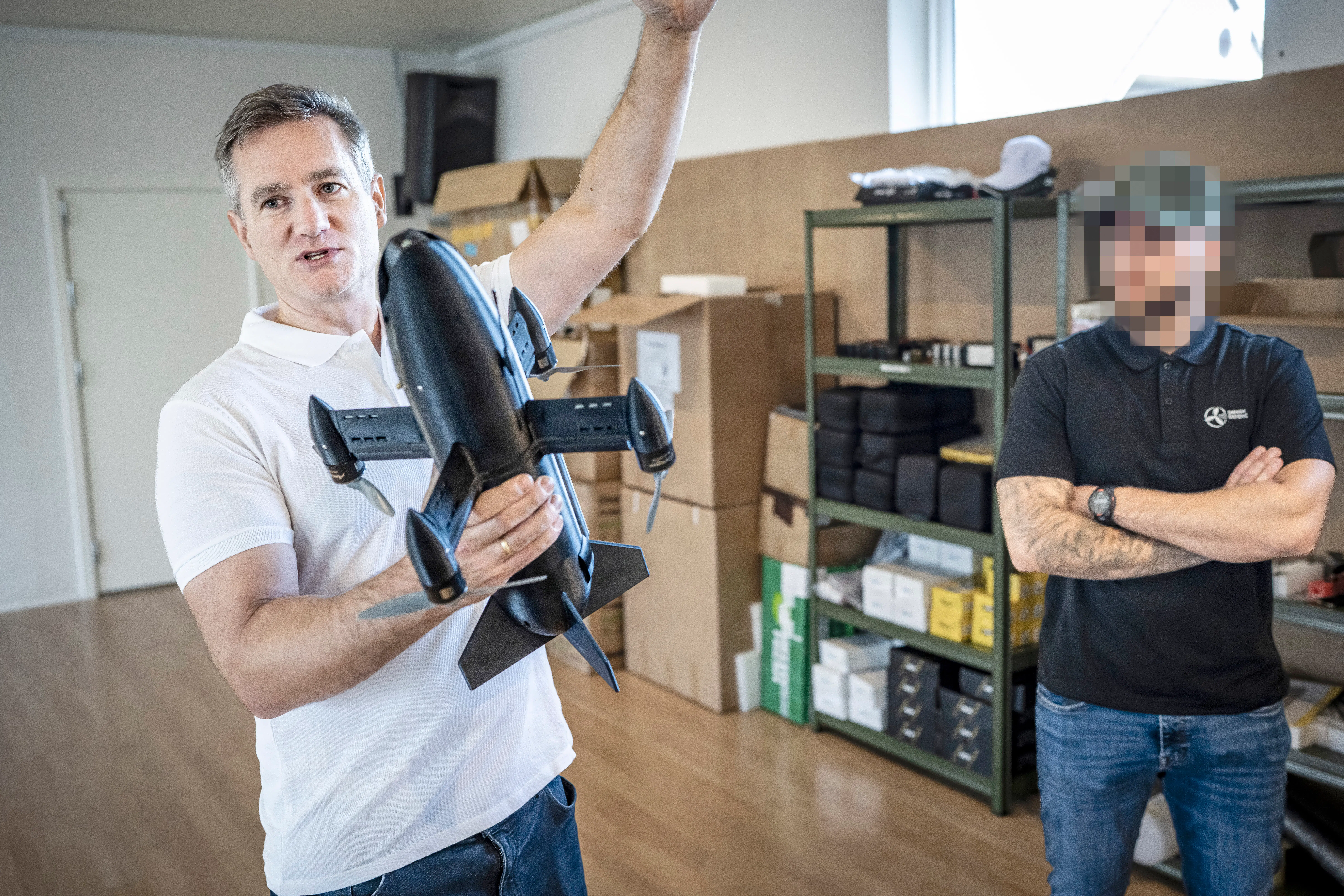 Jarlov har fået nyt arbejde – bag blændede ruder bygger de ukrainskdesignede krigsdroner nær København