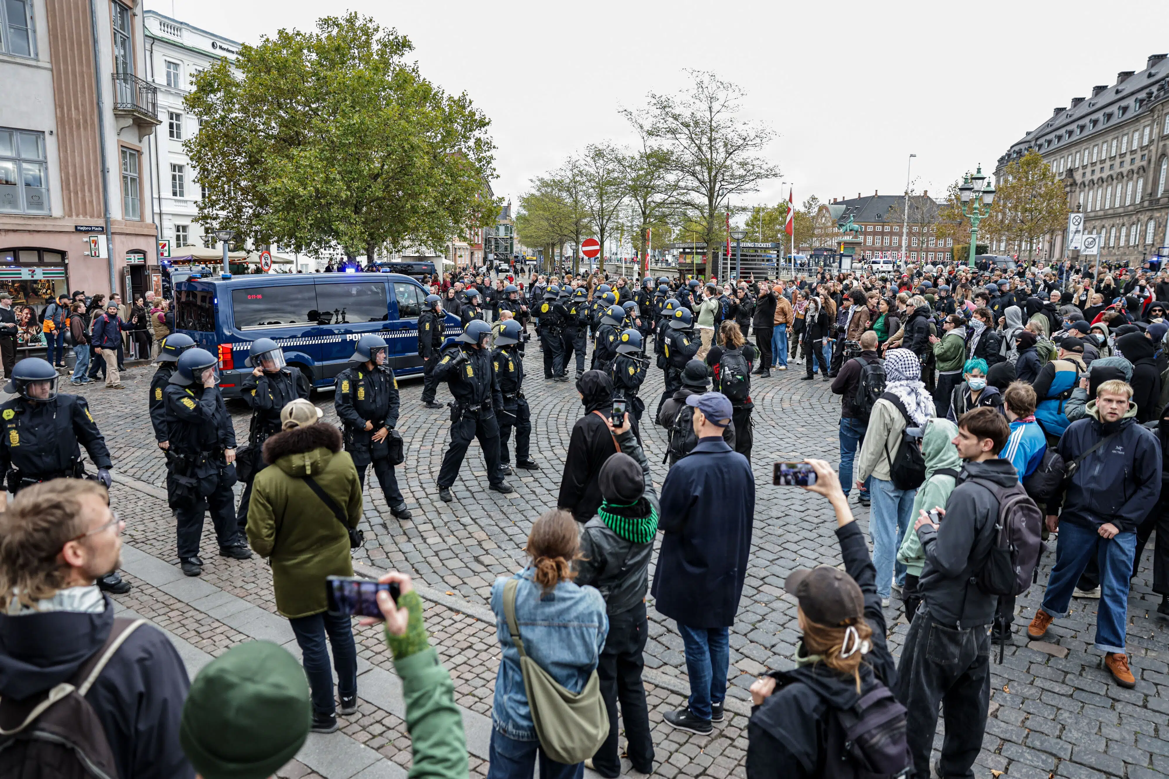 To personer anholdt forud for demonstration i København