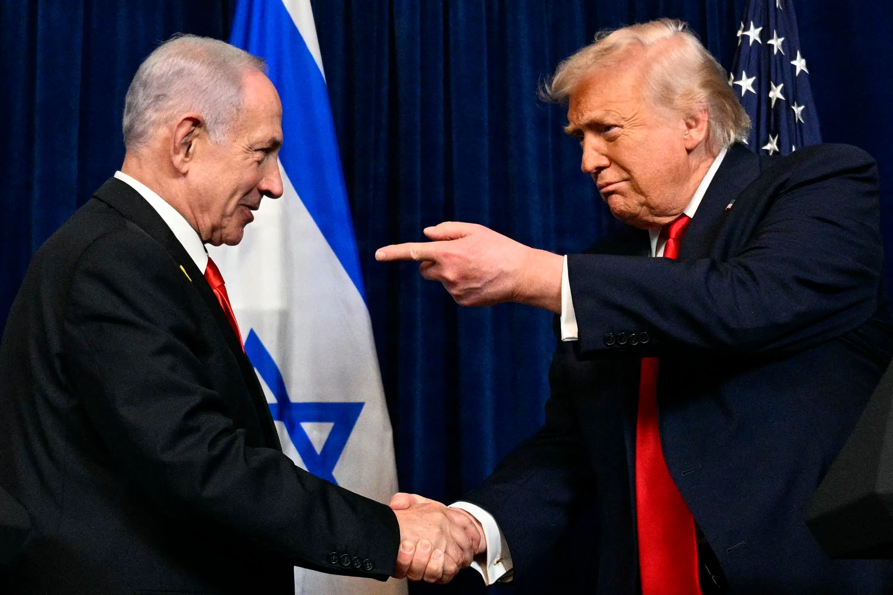 Trump giver »krigeren« Netanyahu sin »fulde og totale anbefaling« forud for skæbnevalg