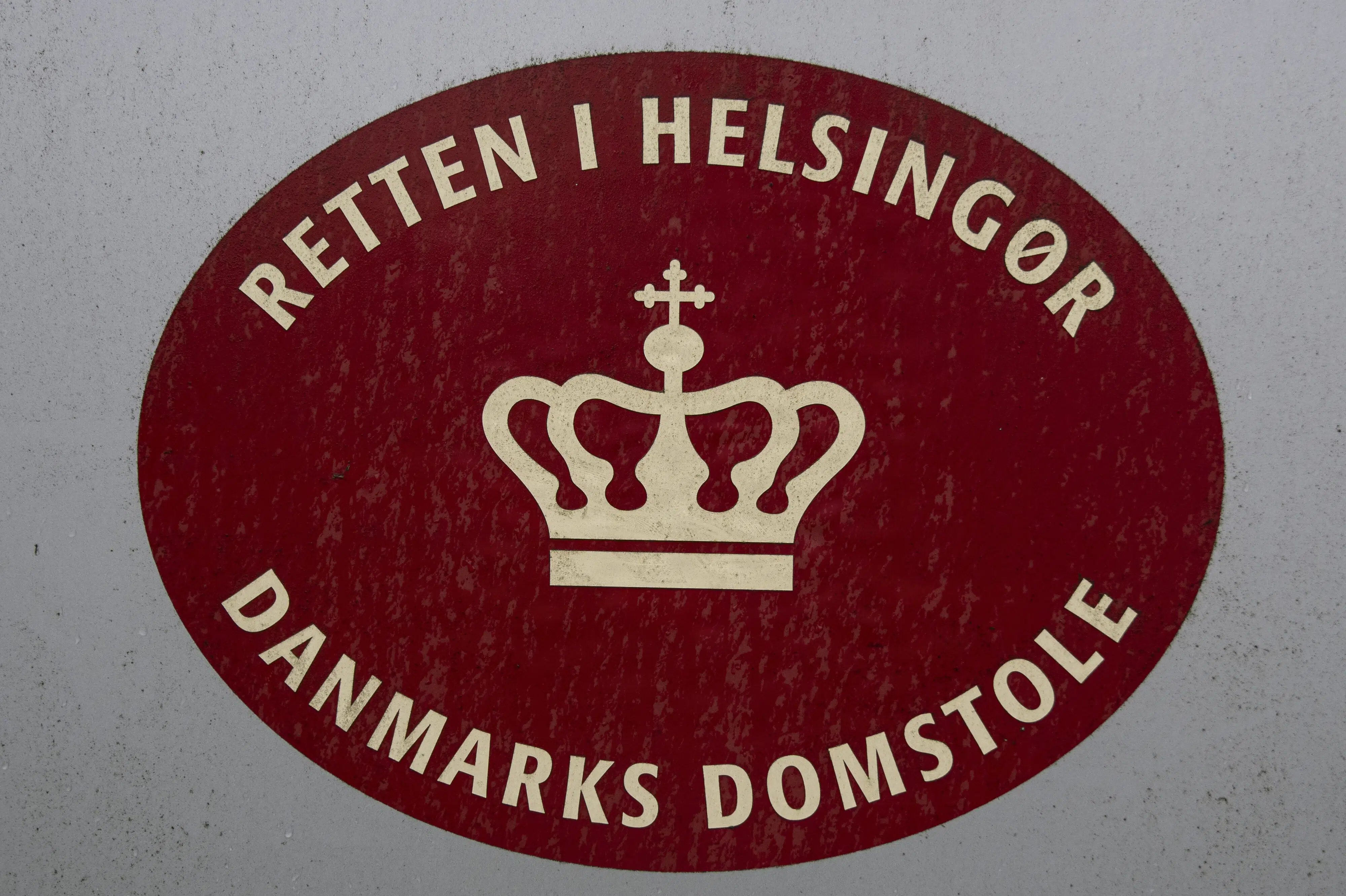 Mand kendt skyldig i overgreb mod plejedøtre og datters veninder
