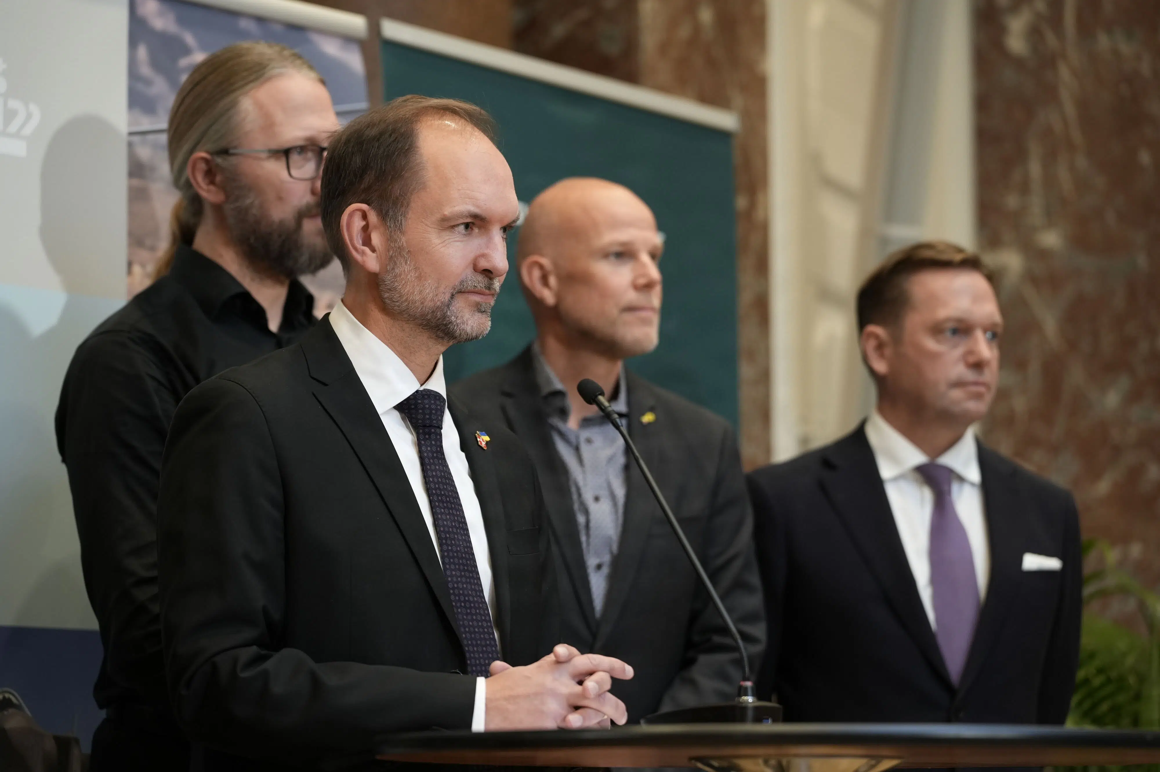 Officielt: Danmark køber langtrækkende missiler