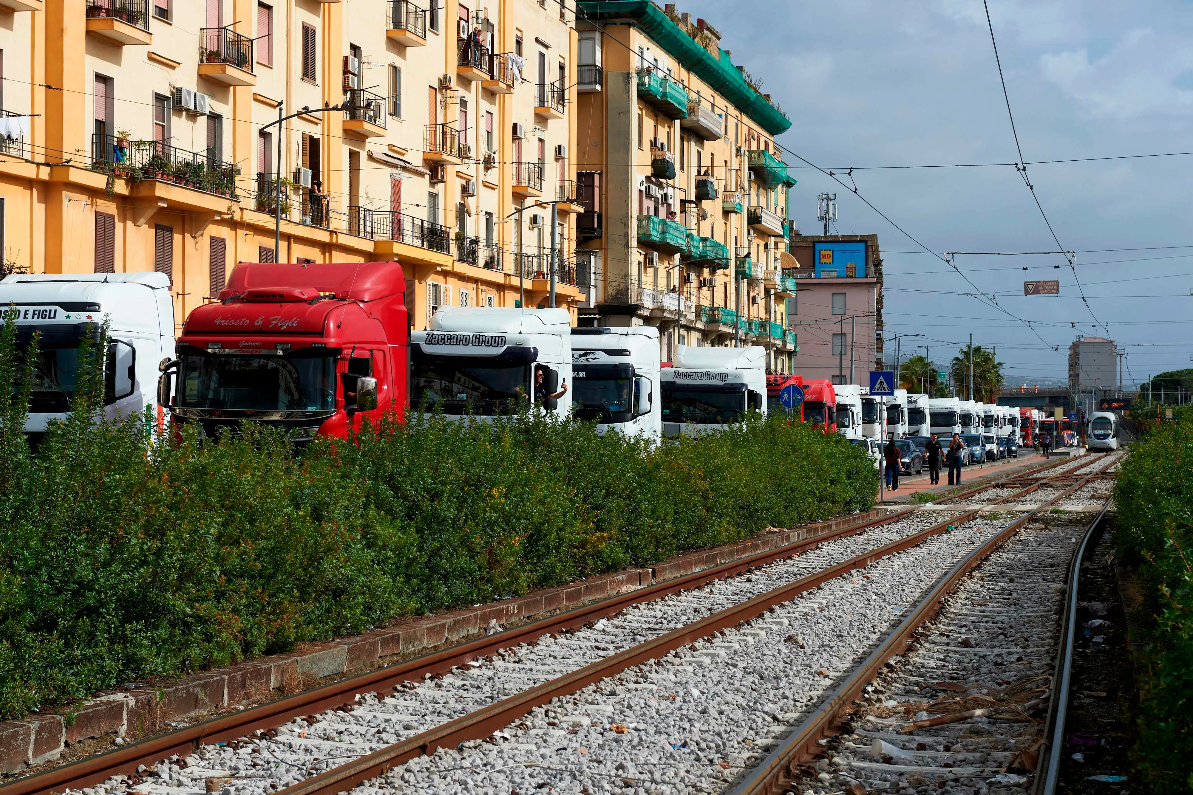Nye olieprisstigninger skaber kaos i Italien