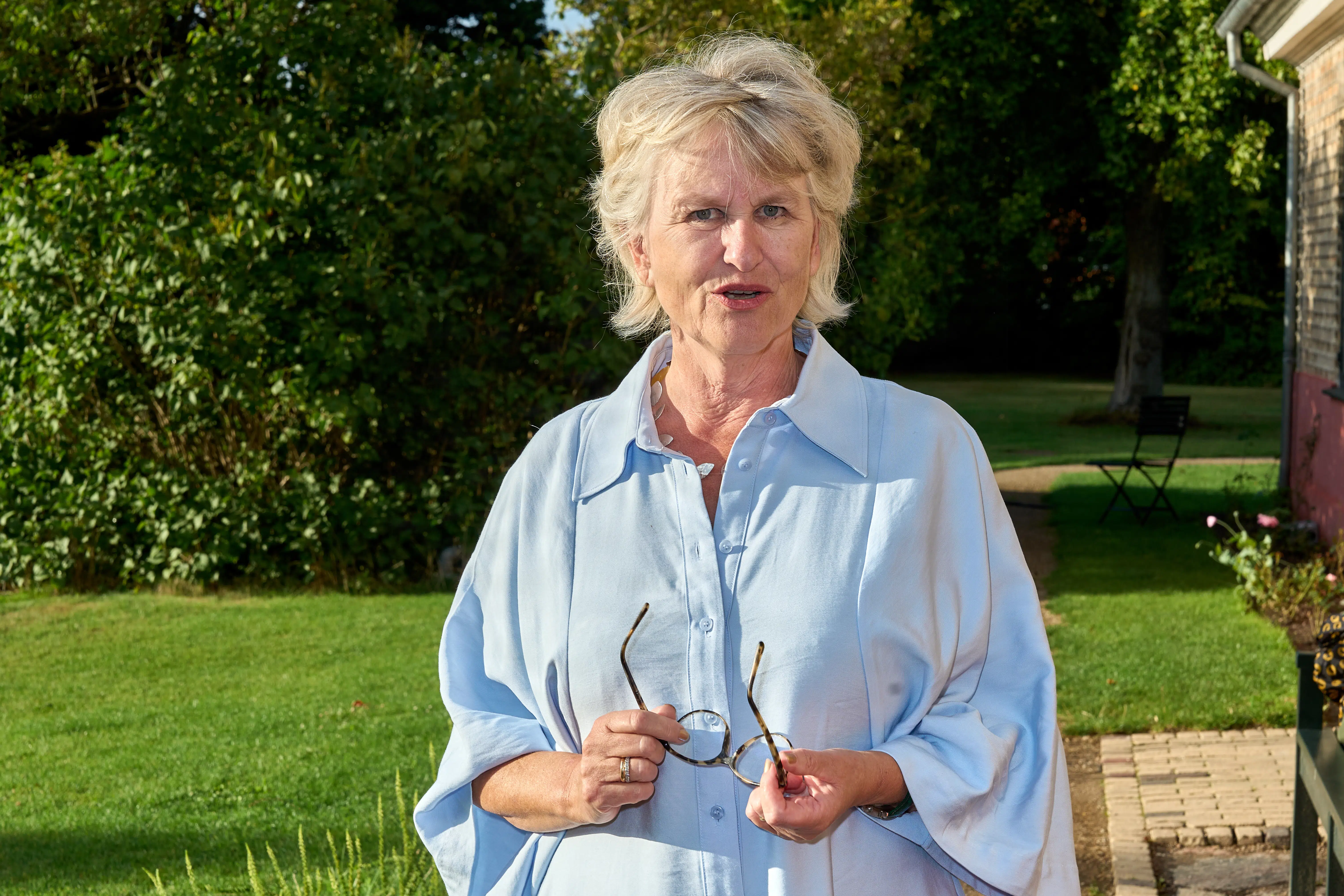 Ida Jessens mættede slowmotion-roman om Ann Barbara sitrer af detaljer og intense scener
