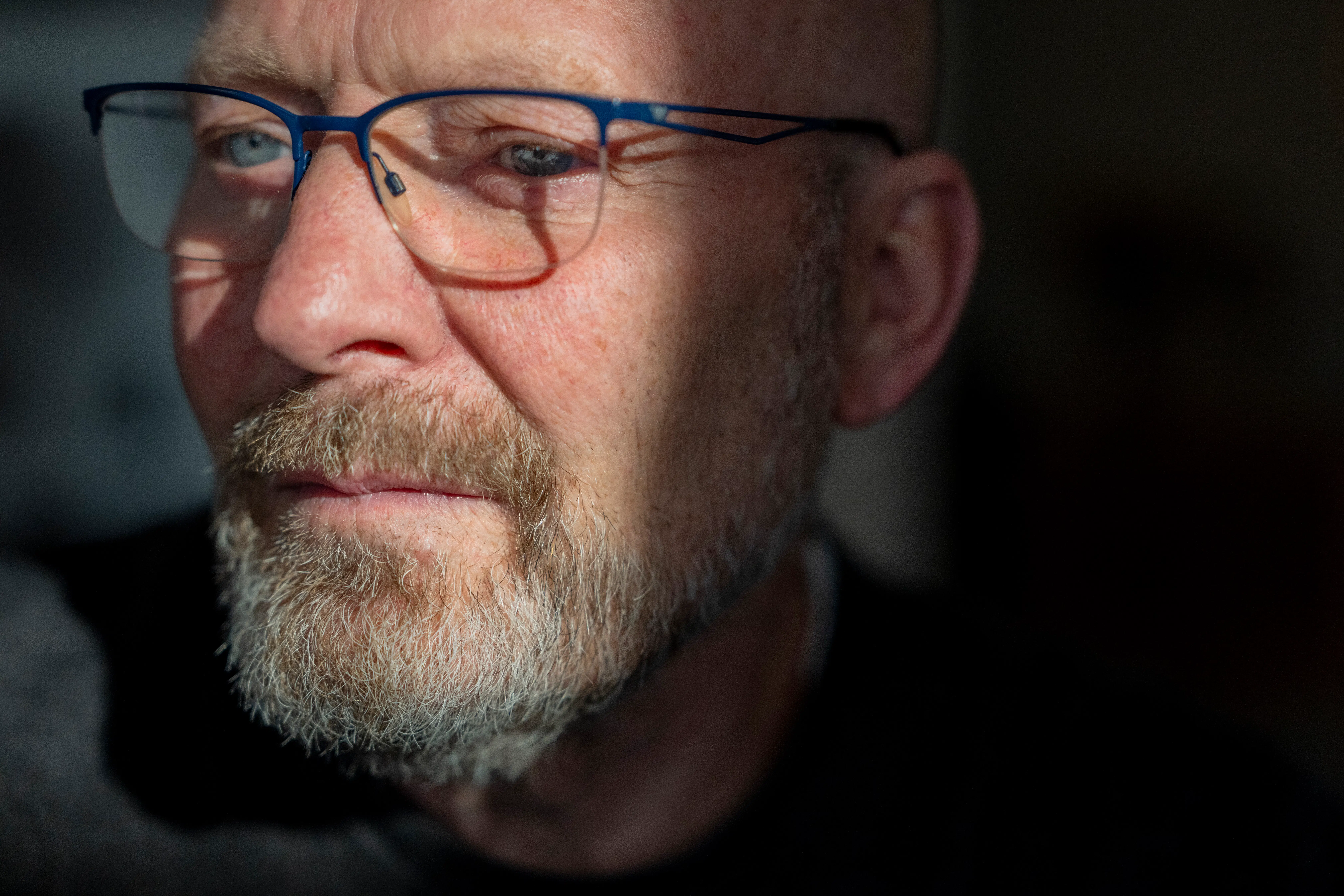 Pludselig stod fire betjente i Finn Pallesens hus. Det blev starten på 13 års mareridt