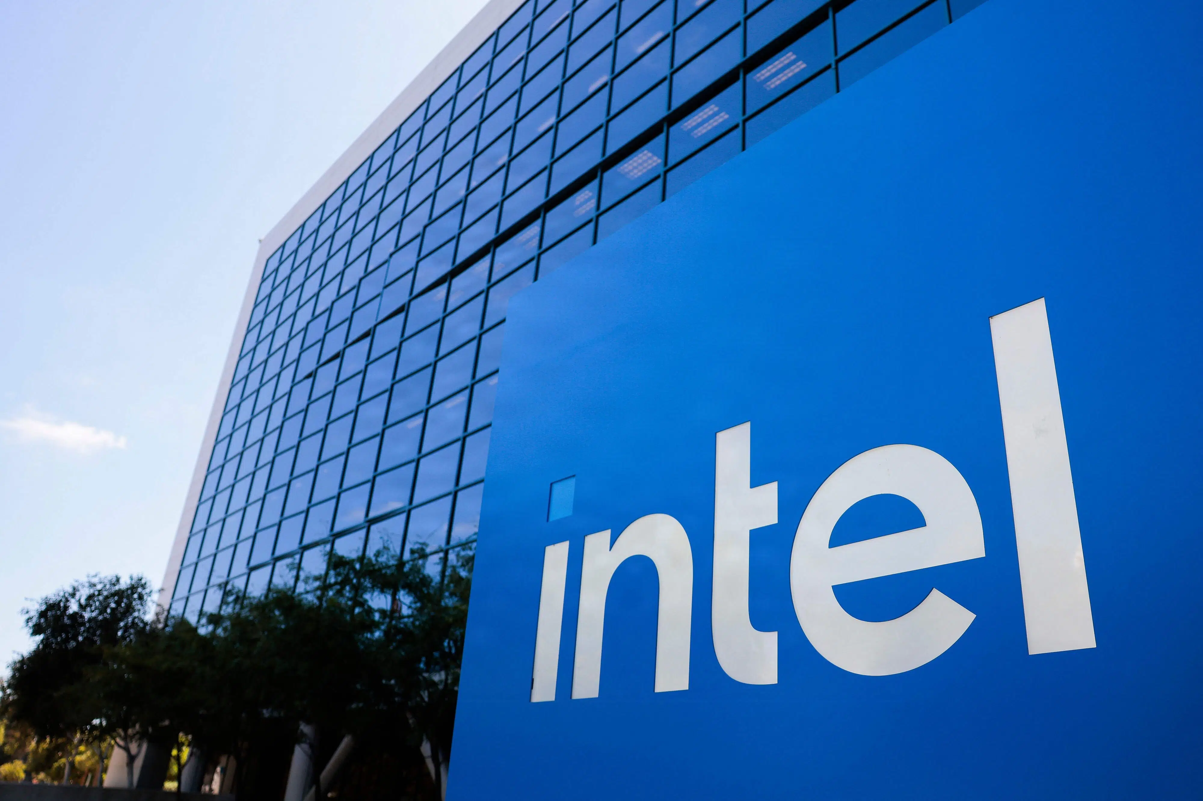 Intel-aktie falder kraftigt oven på nyt regnskab
