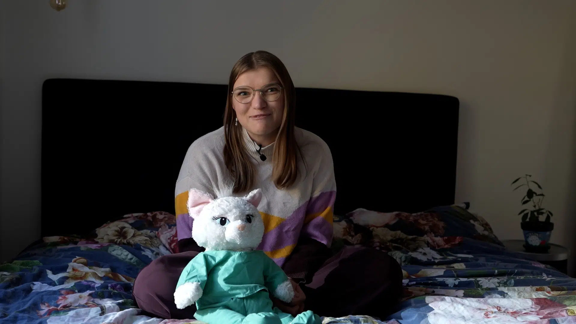 Selvom hun er 25 år og læser til jordemoder, har Isabella Flach beholdt meget af sit legetøj: »Min barndom har fået en renæssance«