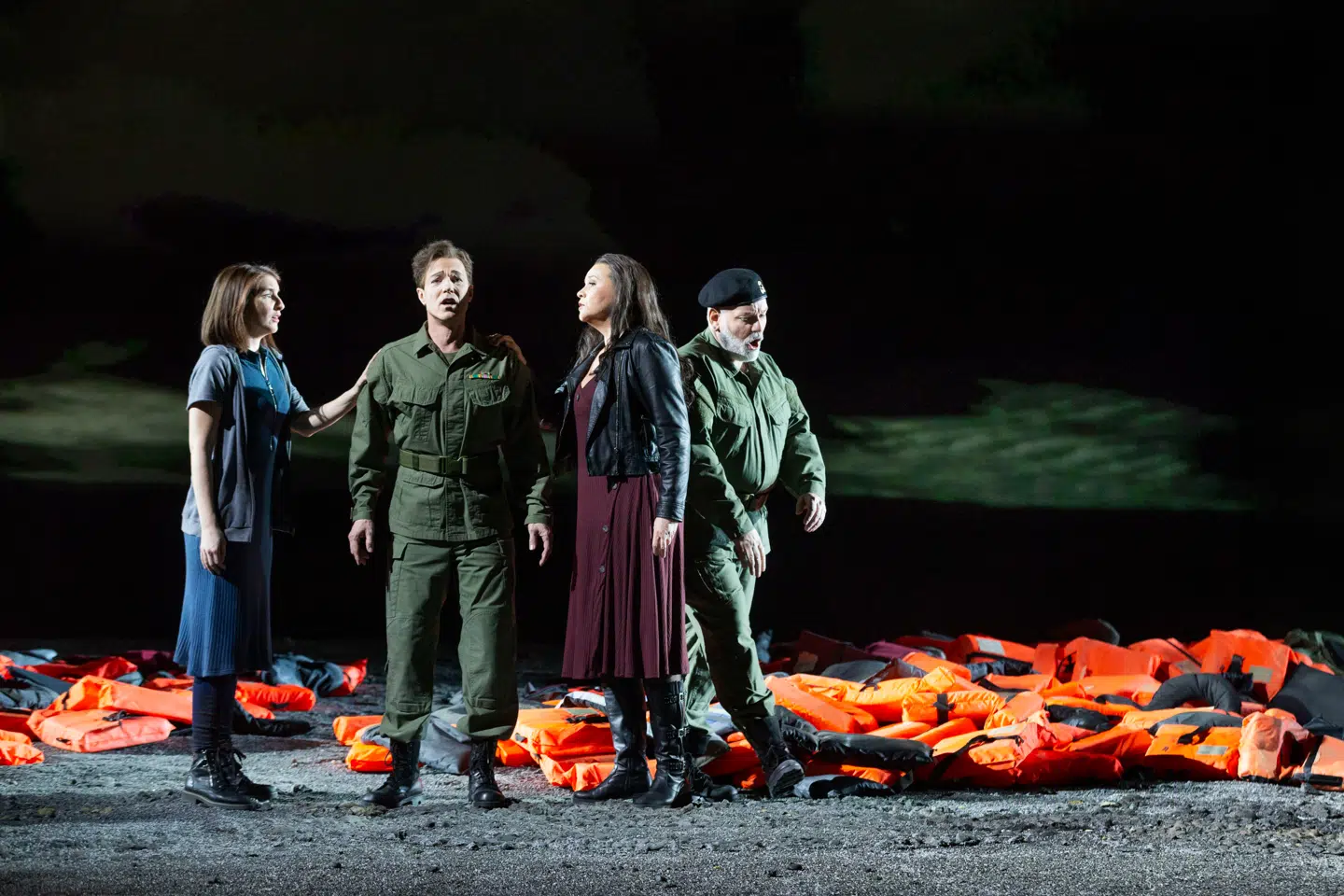 Margaux de Valensart, Gert Henning-Jensen, Sine Bundgaard og Niels Jørgen Riis har de fire hovedroller i Operaens stærke opsætning af »Idomeneo«. Foto: Miklos Szabo