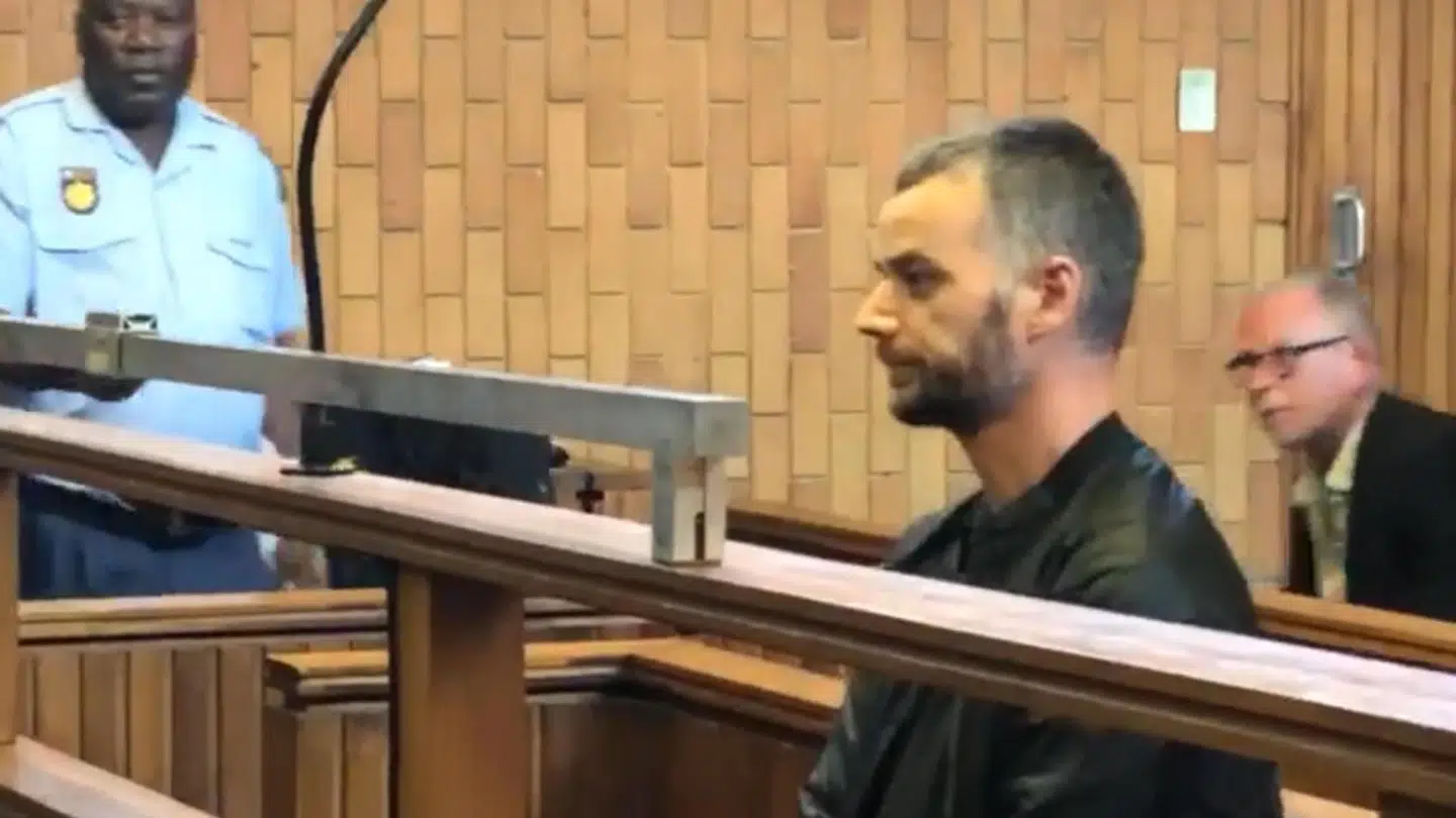 Jimmy Hayat ved en sydafrikansk domstol, hvor han blev løsladt til udlevering og retsforfølgelse i Danmark. Foto: Jacob Friberg