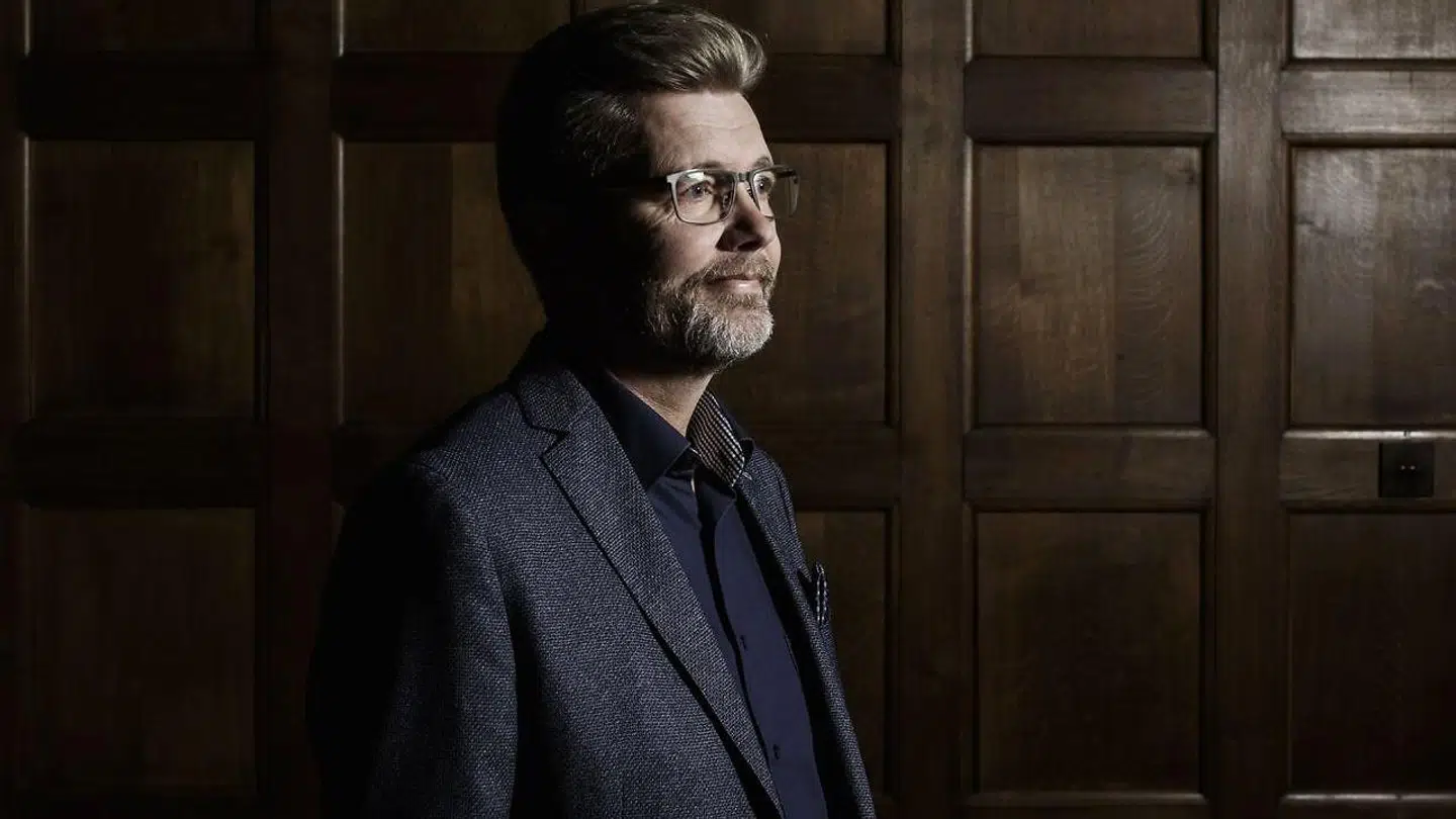 Københavns overborgmester Frank Jensen (S) kalder lufthavnen for en vital del af hovedstaden og et knudepunkt, der skal sikres i den nuværende krise. Men lige nu svæver planerne for byens livsnerve i det uvisse. Arkivfoto: Thibault Savary/AFP/Ritzau Scanpix