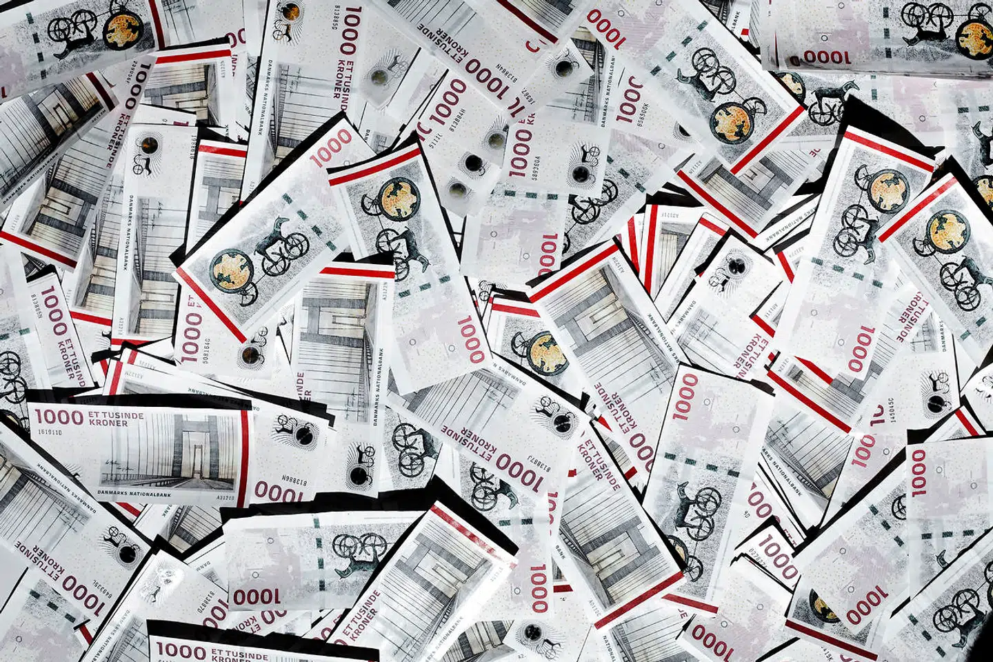 Aktiemarkedet har tabt milliarder i værdi i første kvartal på grund af coronavirussen.