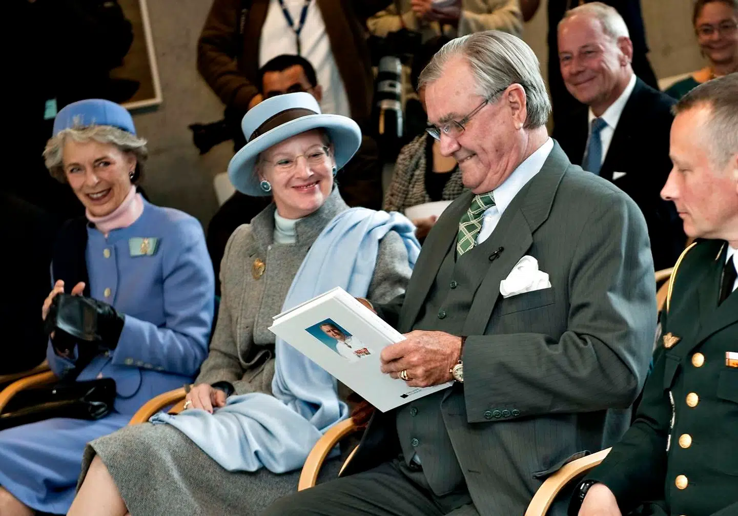 Camilla Castenskiold (tv) har været hofdame for Dronning Margrethe.