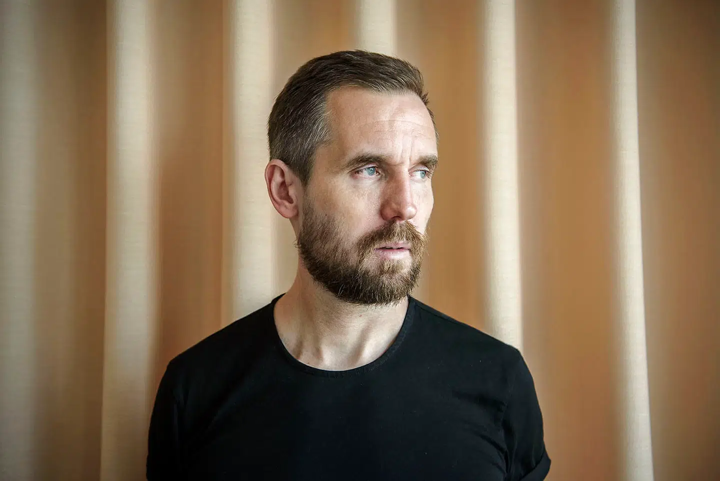 Manden bag ølmærket og 46 barer og restauranter, Mikkel Borg Bjergsø, mener, det er på høje tid at åbne for muligheden for udeservering.