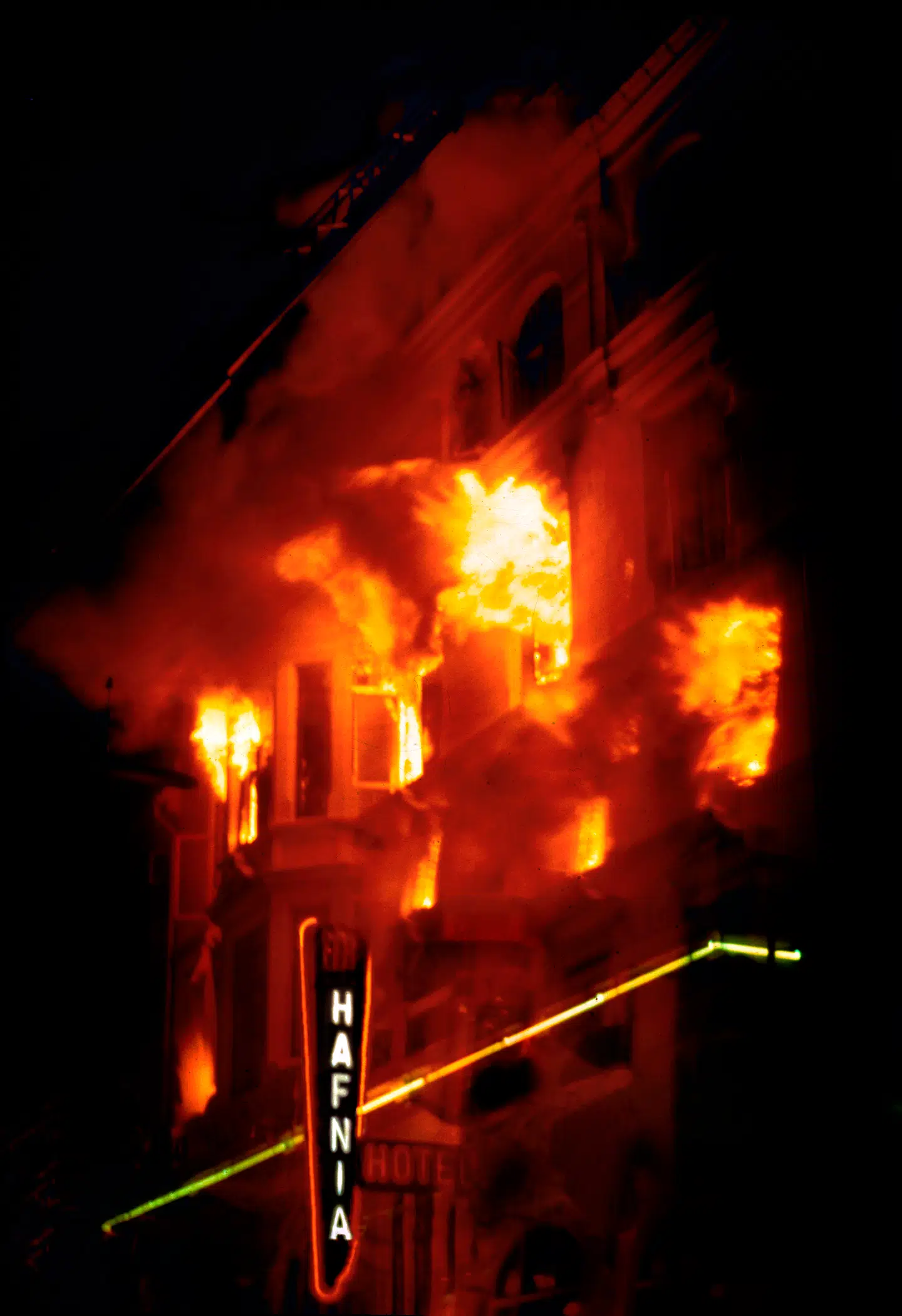 Hotel Hafnia brænder. Arkivfoto Søren Weiss
