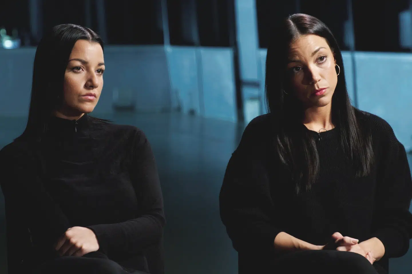 Britta Nielsens døtre, Samina (t.v.) og Jamilla Hayat (t.h.), stillede sig i november 2018 frem i et interview i programmet Brittas døtre taler ud, der blev sendt på Kanal 5. Discovery Networks Danmark/''brit/Ritzau Scanpix