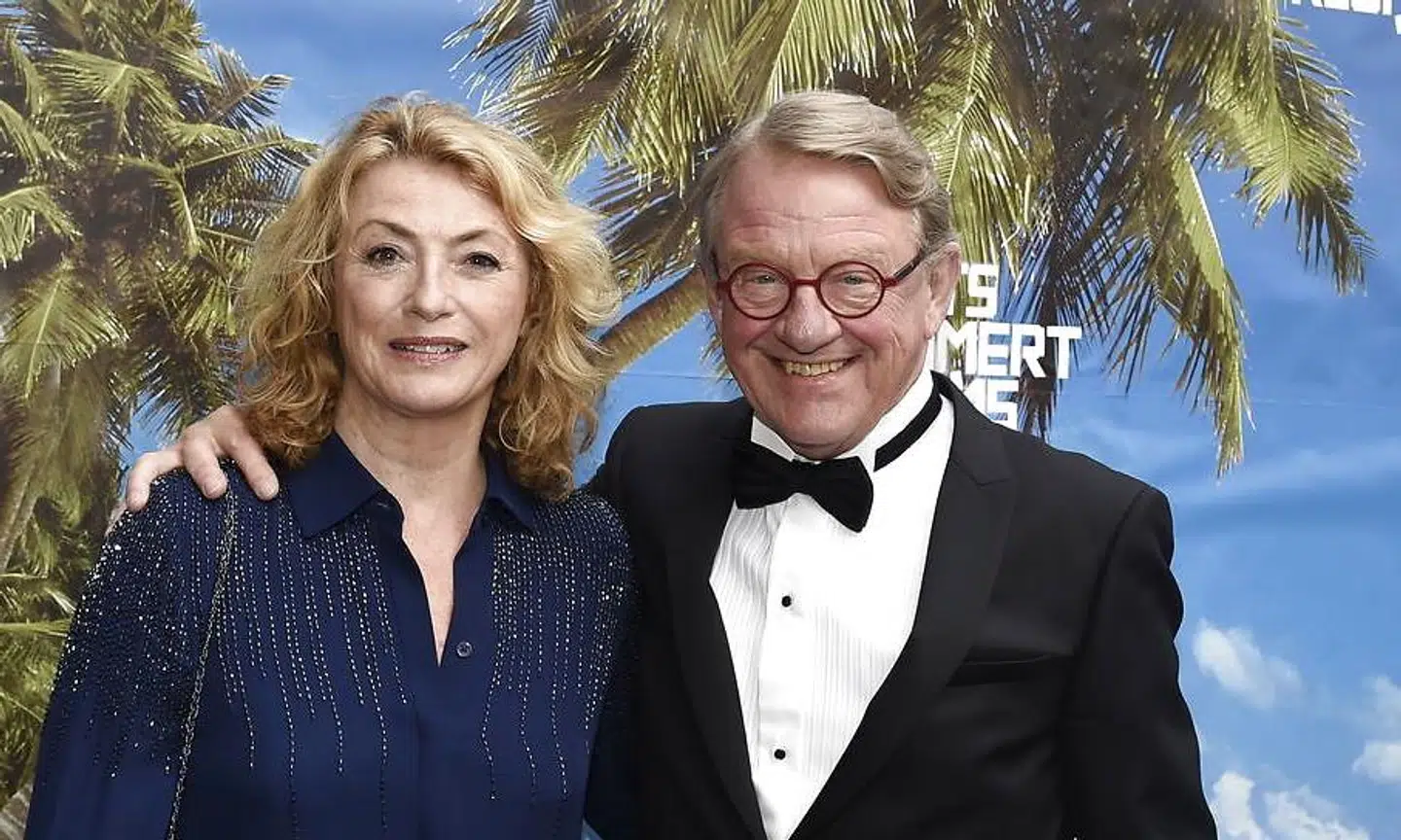 I 35 år har Henning Jensen været gift med Solbjørg Højfeldt. Her ses parret ved Reumert uddelingen i 2015.