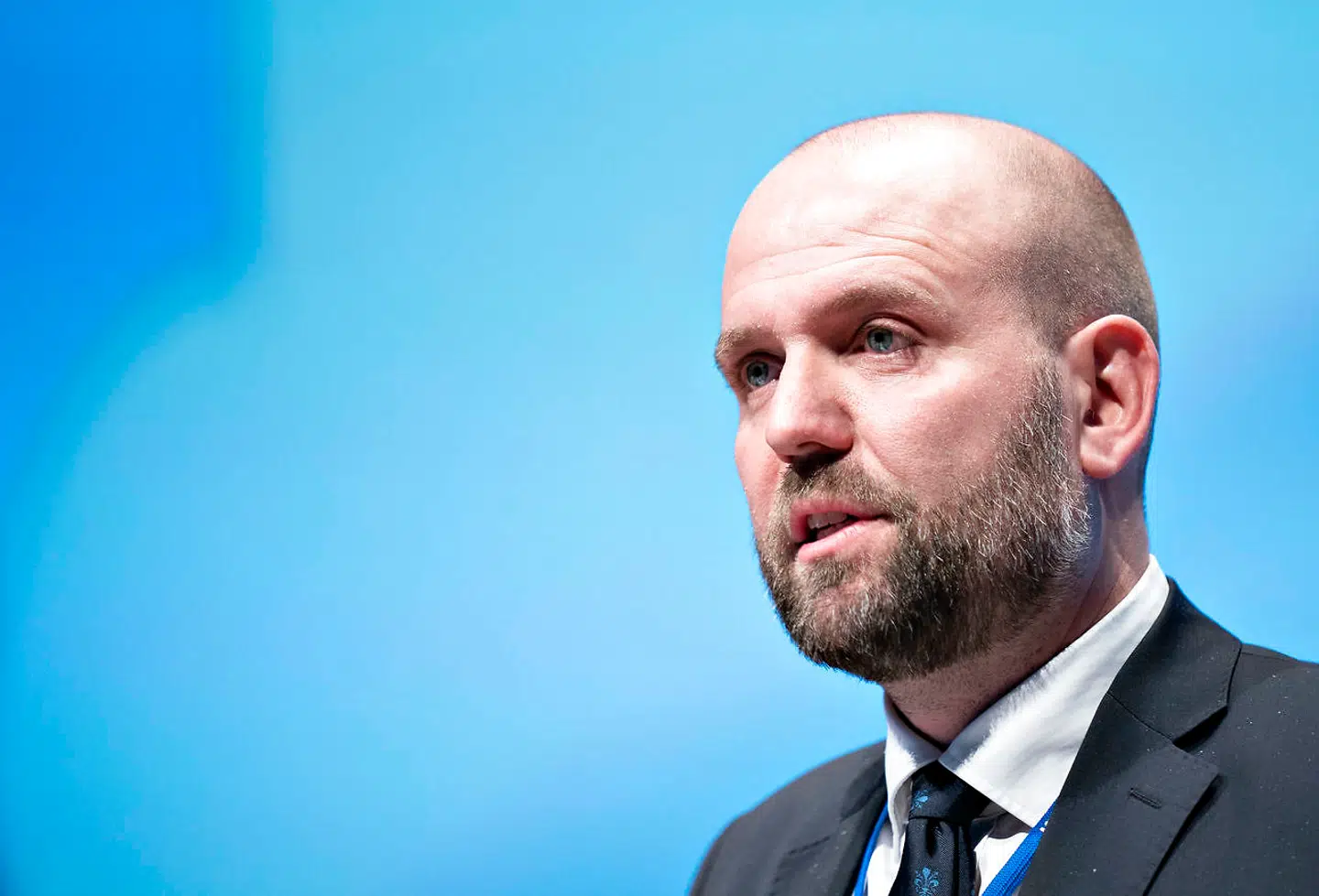 »Nogle få unge utilpassede skal ikke have ret til at sætte fællesskabet i kommunen over styr. De skal ikke have frit lejde til at ødelægge,« siger Herlevs borgmester, Thomas Gyldal Petersen (S).