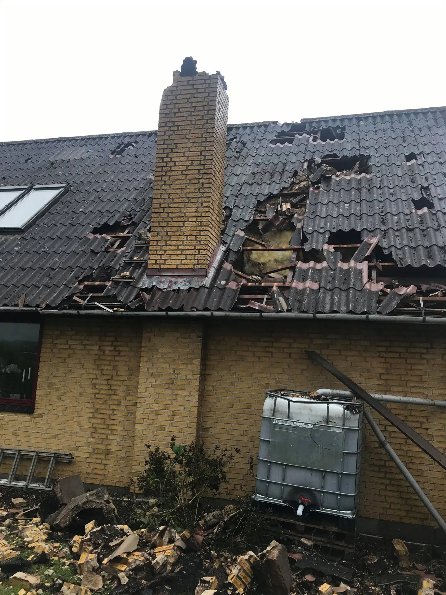 Huset, der er blevet ramt af lynet.