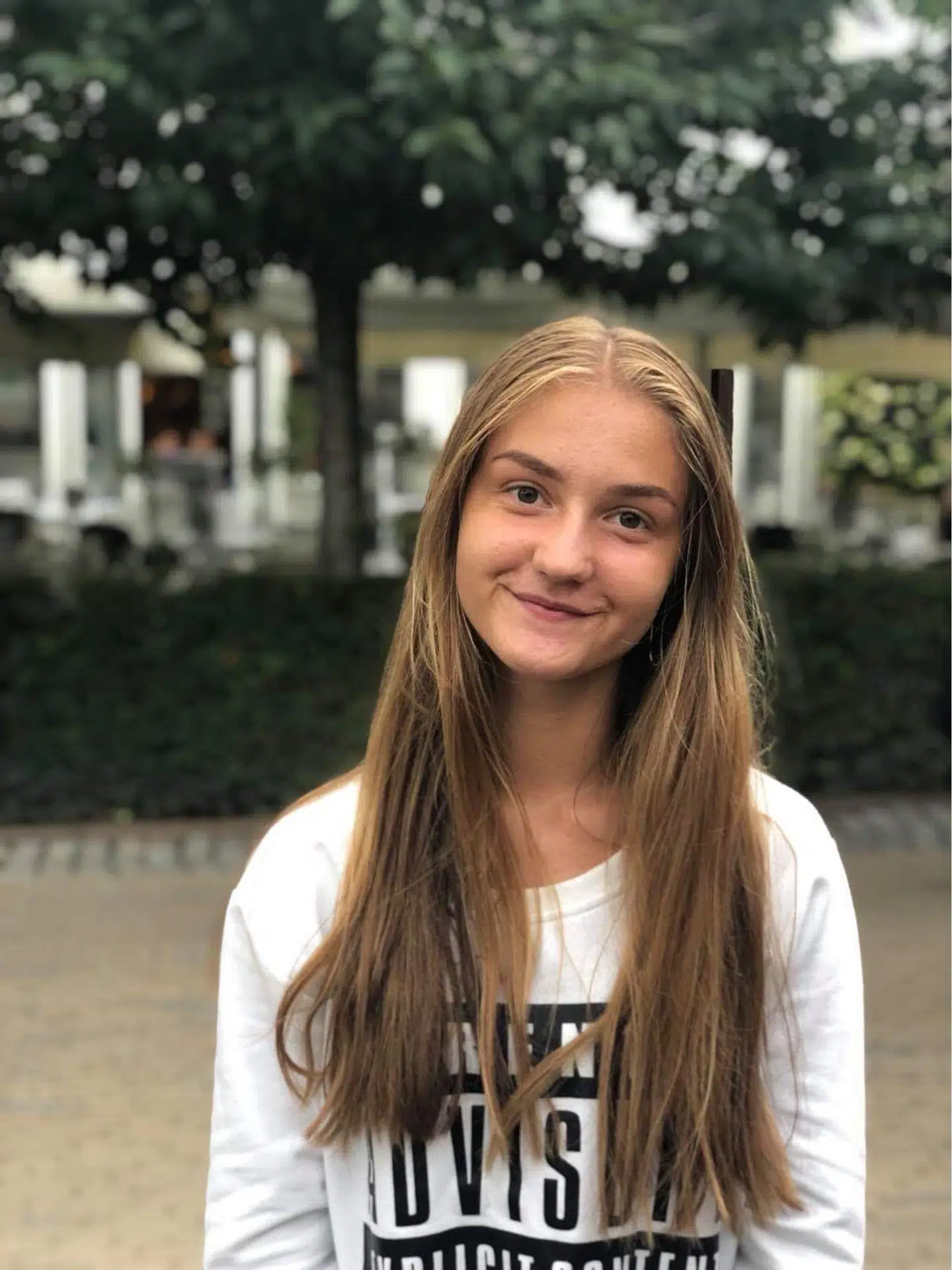 16-årige Madeleine Krøyer Fransen må undvære den traditionelle sidste skoledag på fredag.