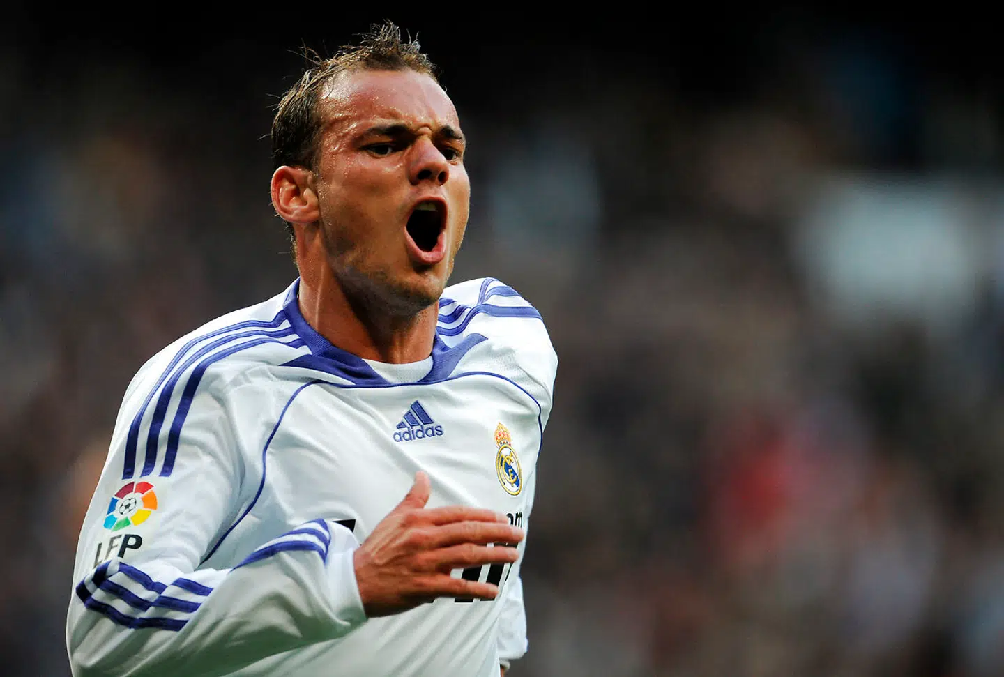 Wesley Sneijder jubler over en scoring for Real Madrid, her mod Murcia i april 2008.