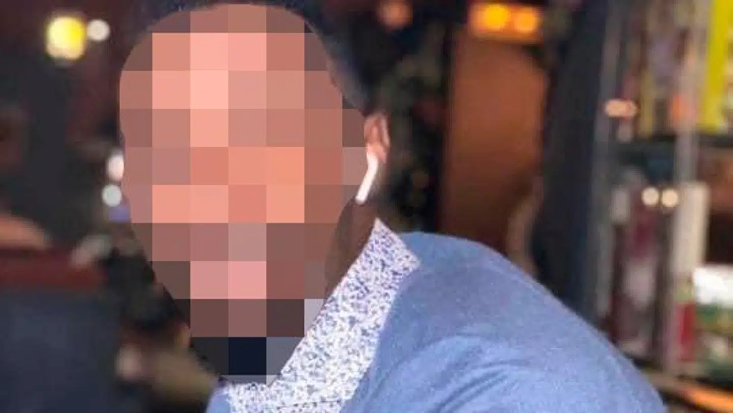 Den 31-årige mand blev dræbt natten til torsdag ikke langt fra sin hoveddør.
