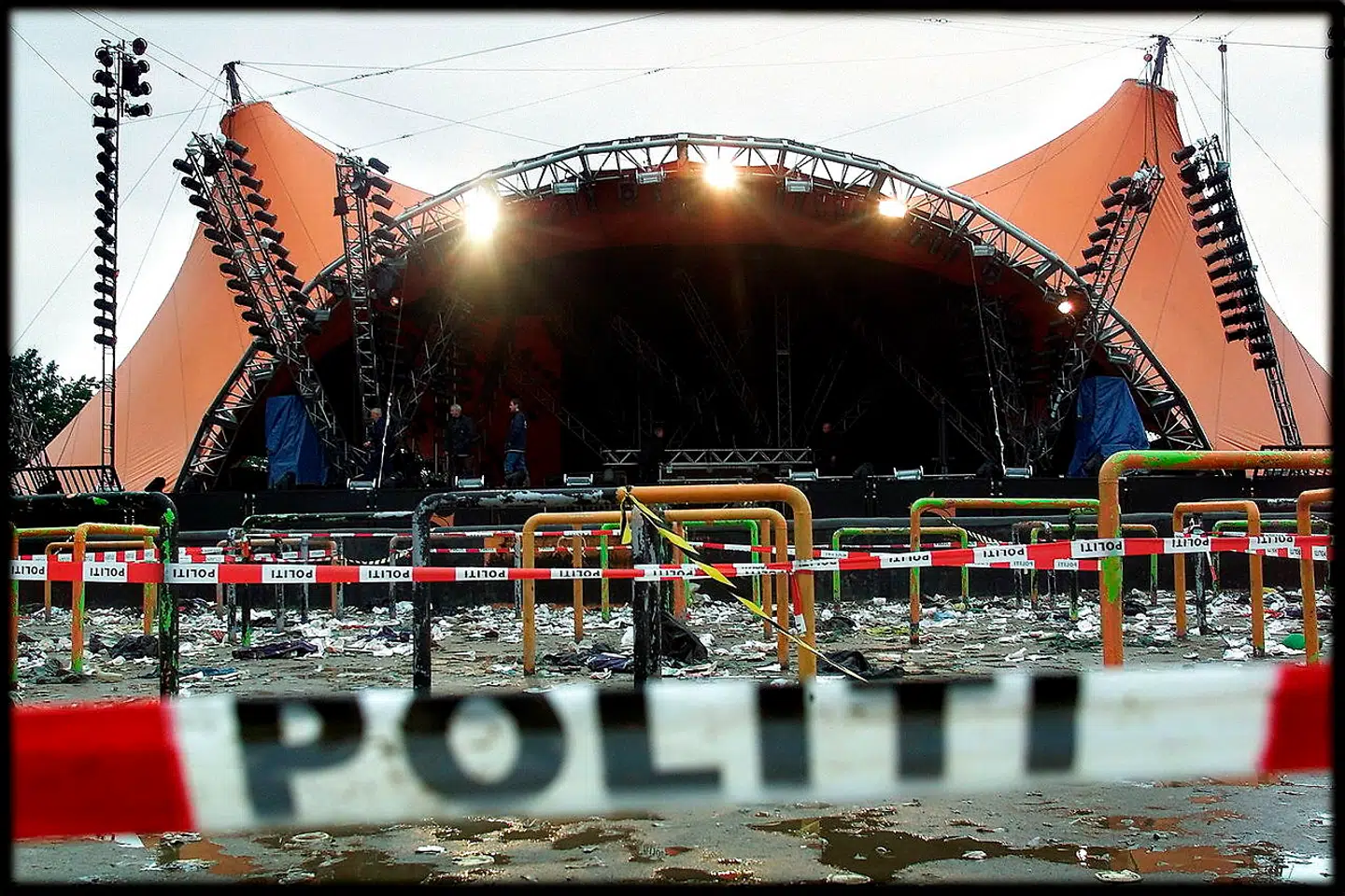 Danish police have Saturday July 1, 2000 sealed off Orange Scene at the Roskilde Festival. Late Friday eight young men were trampled to death during a concert with the American band Pearl Jam. So far four of the casualties have been identified, a Dane, a Dutch, a Swede and a German.