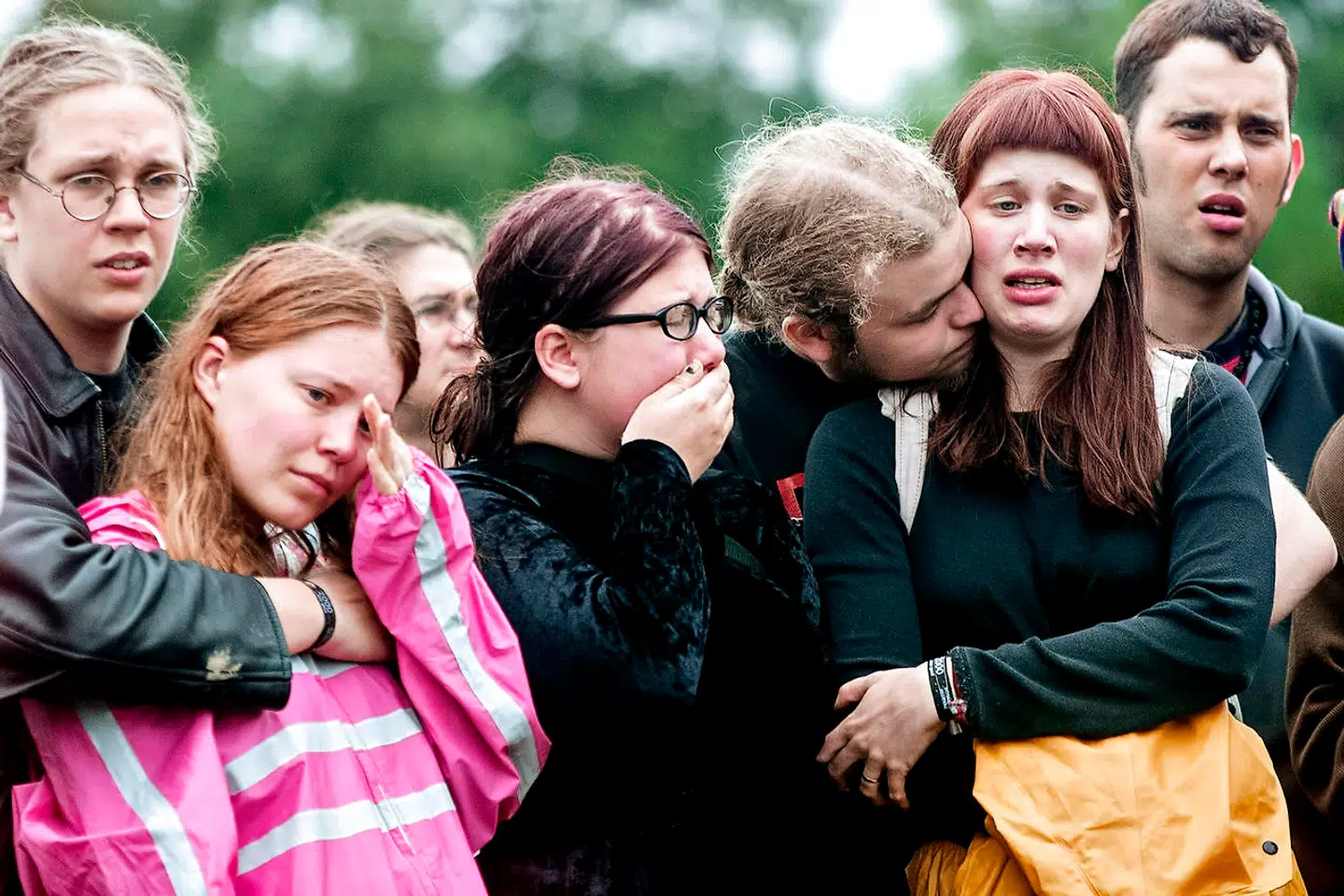 Roskilde Festivalen blev i 2000 afholdt fra 29. juni til 2. juli. Roskilde oplevede sin første store ulykke sent om aftenen fredag 30. juni 2000 kl ca 23.30, da 9 mennesker omkom foran Orange Scene under en koncert med Pearl Jam. Stemningen dagen efter.. (Foto: Nils Meilvang/Ritzau Scanpix)