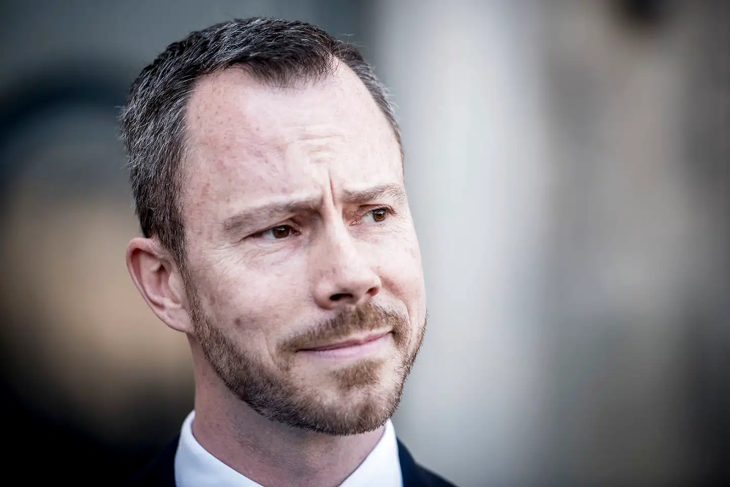 »Det er så ikke det hele af det, jeg er enig i,« siger Venstre-formand Jakob Ellemann-Jensen om sin forgænger Lars Løkke Rasmussens ugentlige skriverier i B.T.