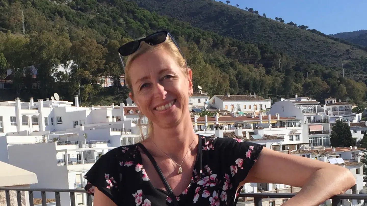 Camilla Hølund skyder på, at hun har fået taget omkring 5000 kroner af Bilablau på et år. Privatfoto.