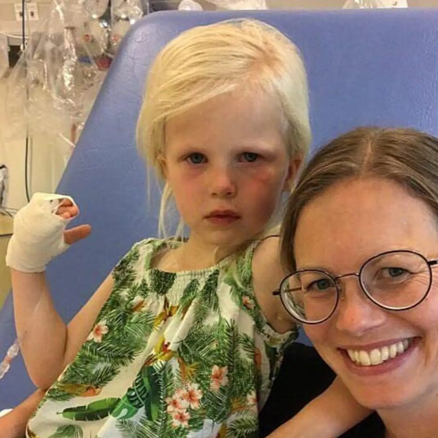 Frida mangler i dag en uge af sin penicillinkur, som hun hver dag får via drop på hospitalet.