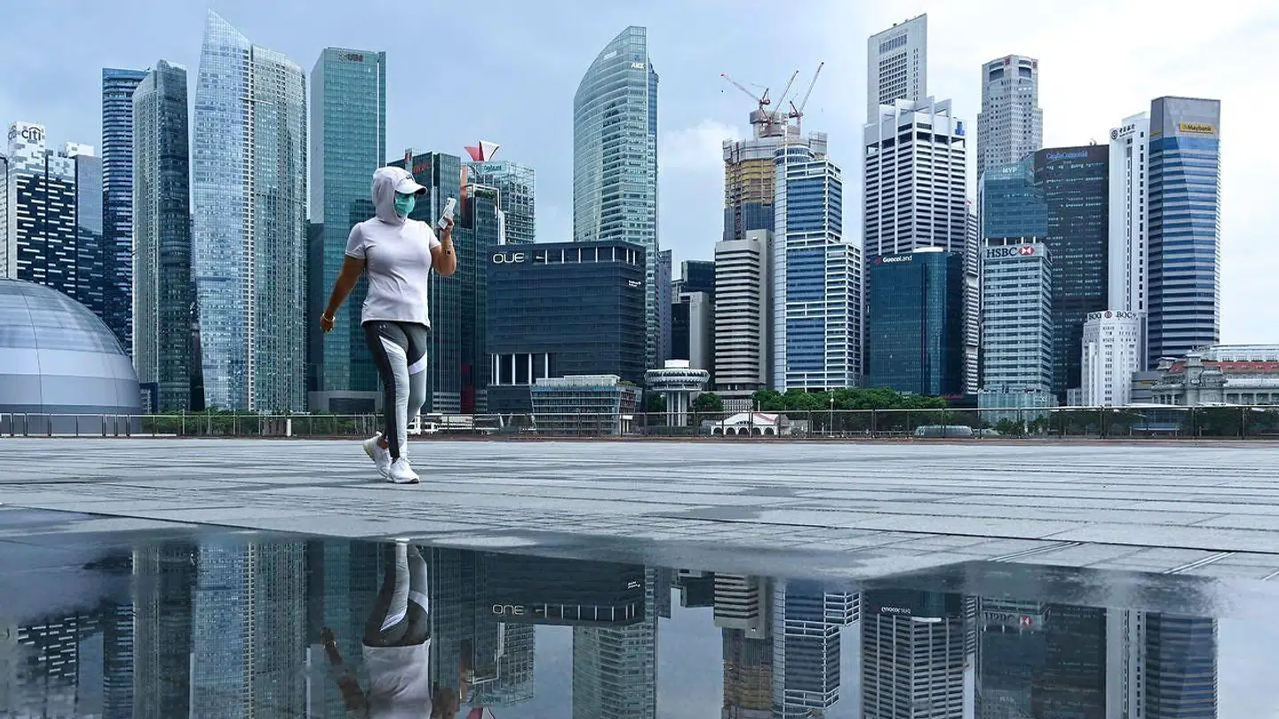 Singapore er blevet hårdt ramt af coronakrisen, og det vil tage lang tid for det globale handels- og finanscentrum at komme til hægterne igen. Men Singapore er en af den globale økonomis store vindere.