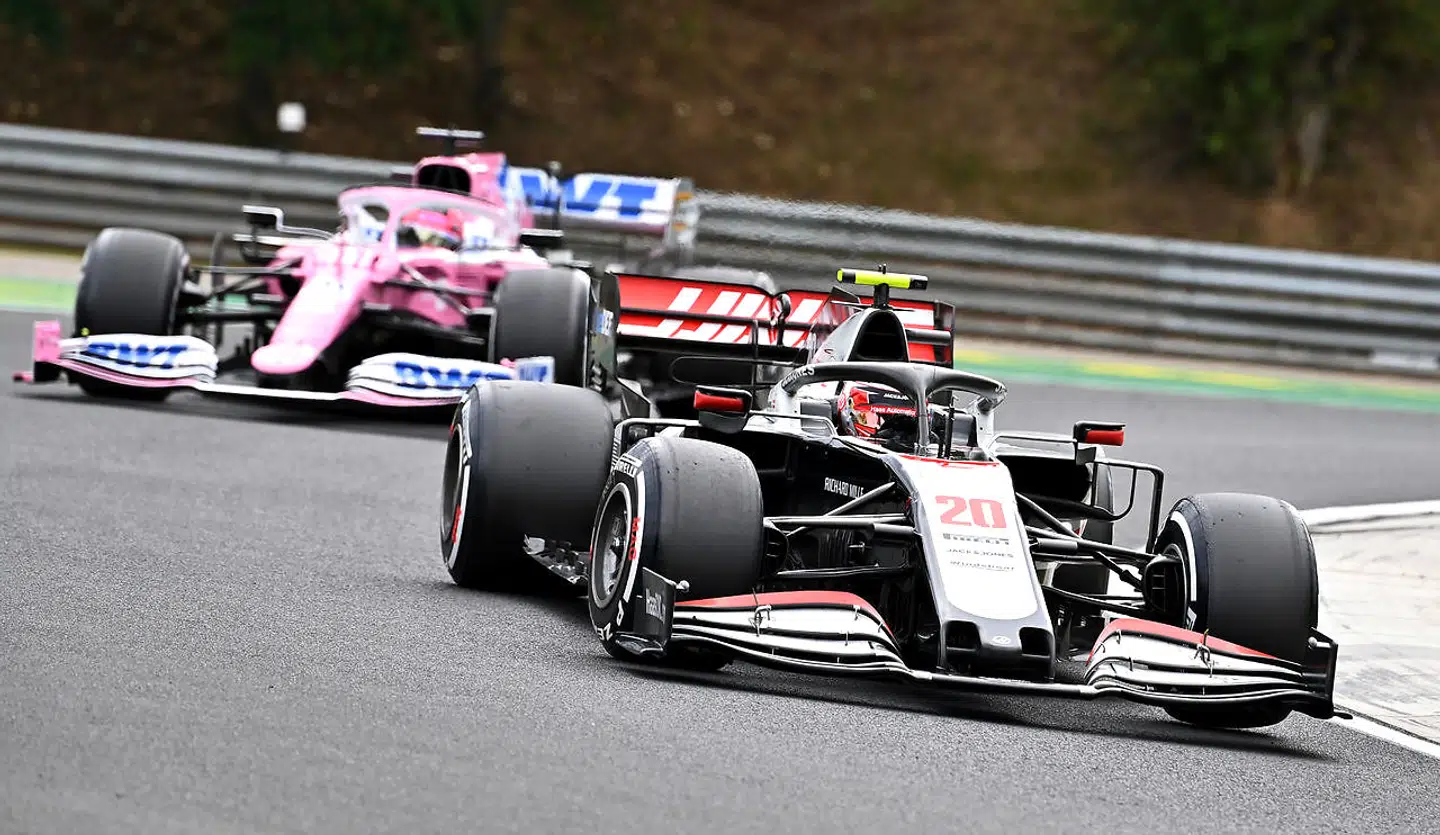 Kevin Magnussen var godt kørende søndag i Ungarn, hvor han kæmpede med ellers hurtige Racing Point helt fremme i feltet. (Joe Klamar/Pool via REUTERS)