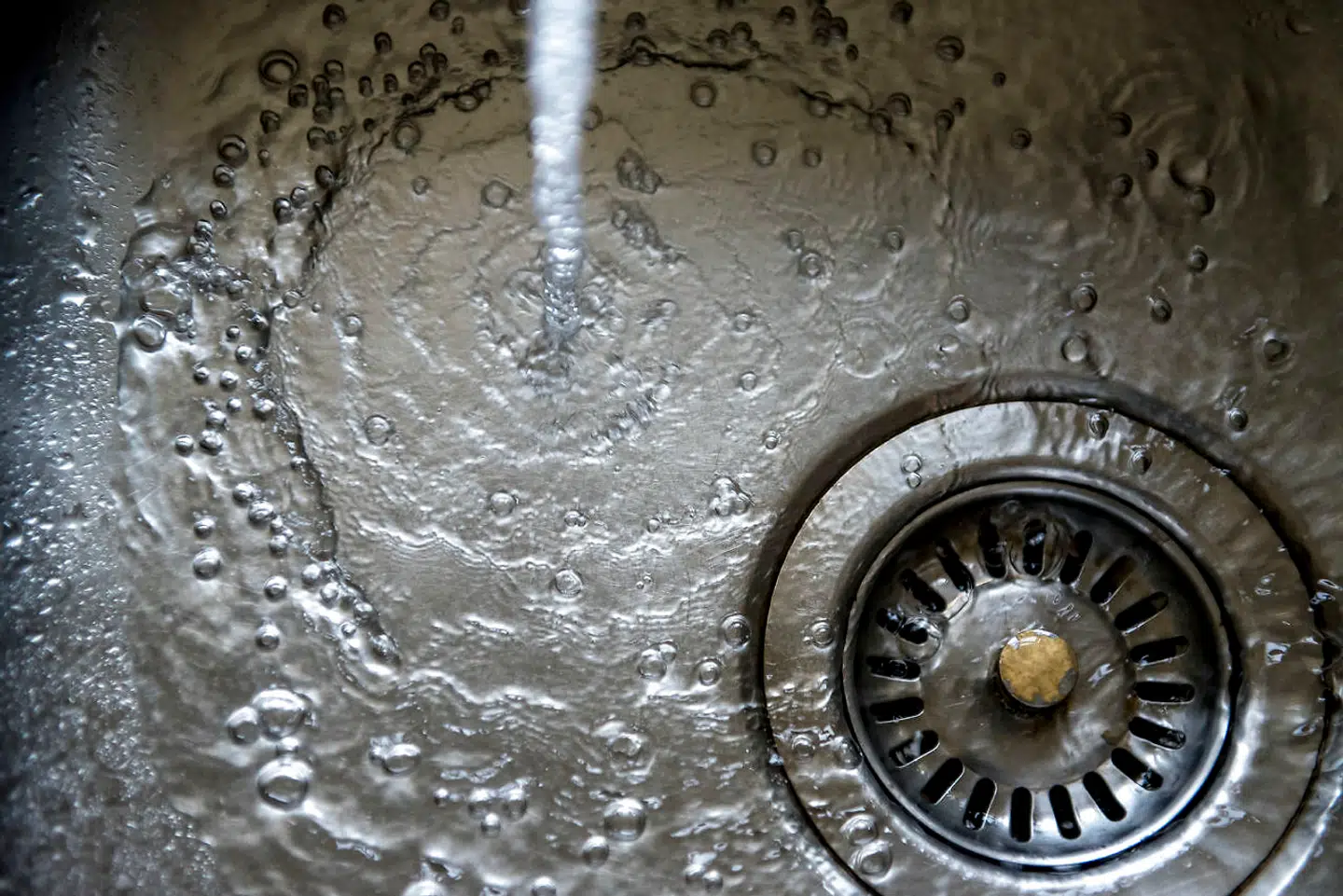 Det skal være slut med hårdt vand, oplyser forsyningsselskabet Hofor. København og omegn har noget af landets mest kalkholdige vand.