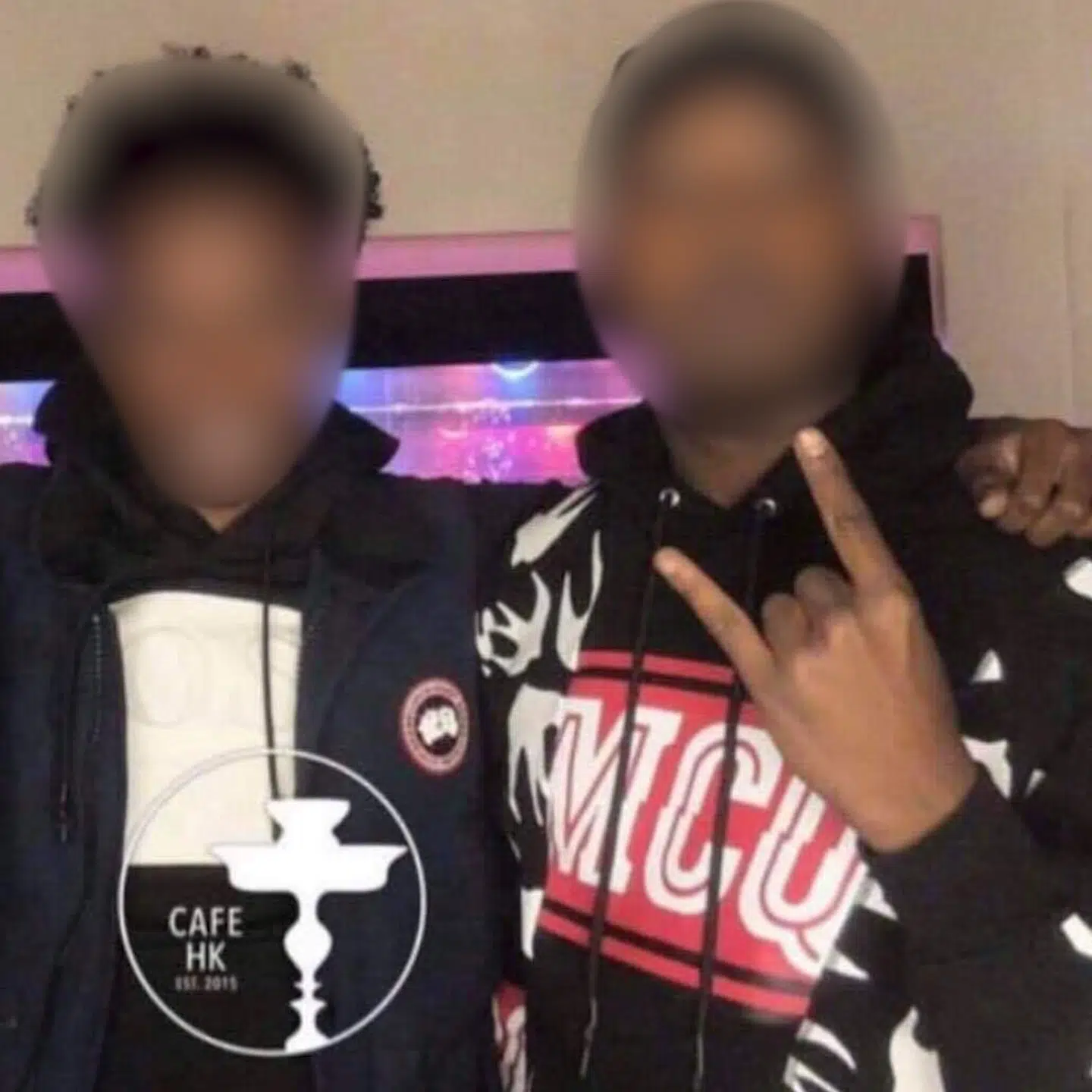 De to ofre for dobbeltdrabet i Herlev. Til venstre en 21-årig mand med tilnavnet 'Gucci'. Til højre en 23-mand kaldet Franky, der var bandeleder i Stockholm-banden Shottaz. Privatfoto