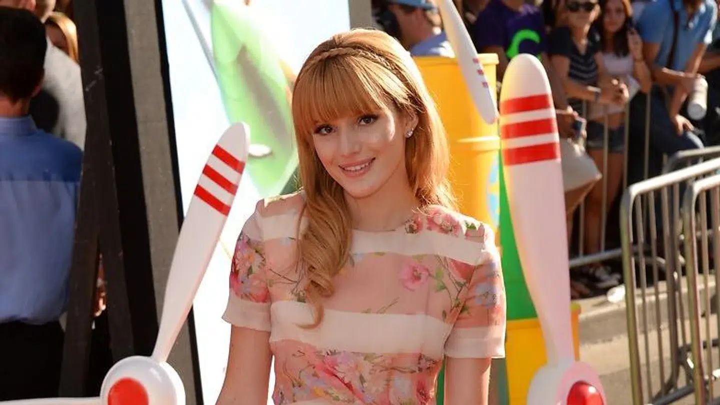Bella Thorne er egentlig kendt fra det mere nuttede univers, nemlig Disney. AFP PHOTO / ROBYN BECK. ROBYN BECK / AFP